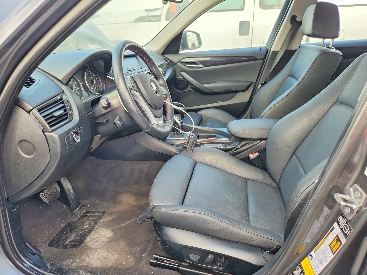 2014 Bmw X1 Xdrive28i Серый vin: WBAVL1C55EVY19023