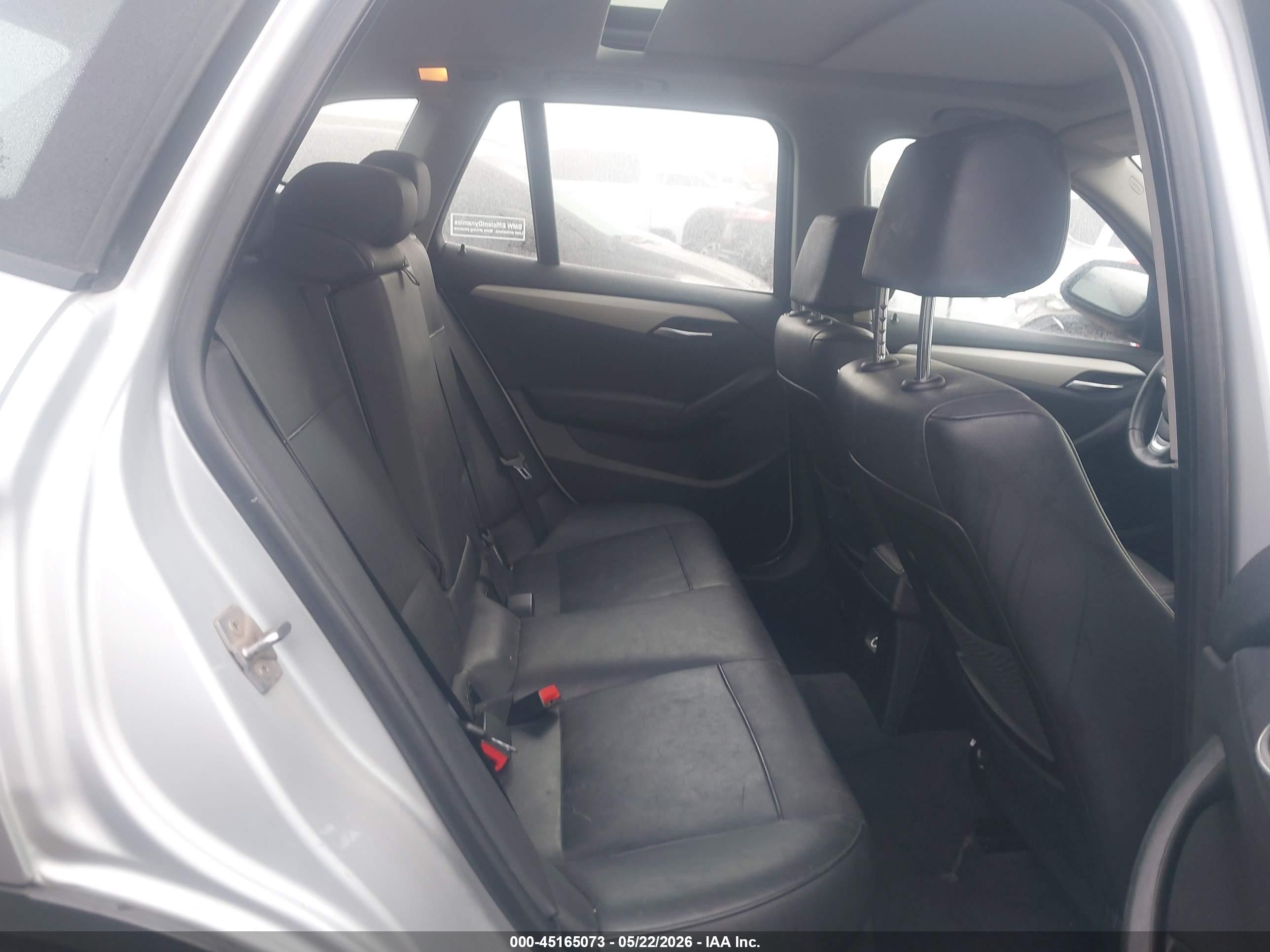 2015 Bmw X1 Xdrive28i Silver vin: WBAVL1C55FVY24630