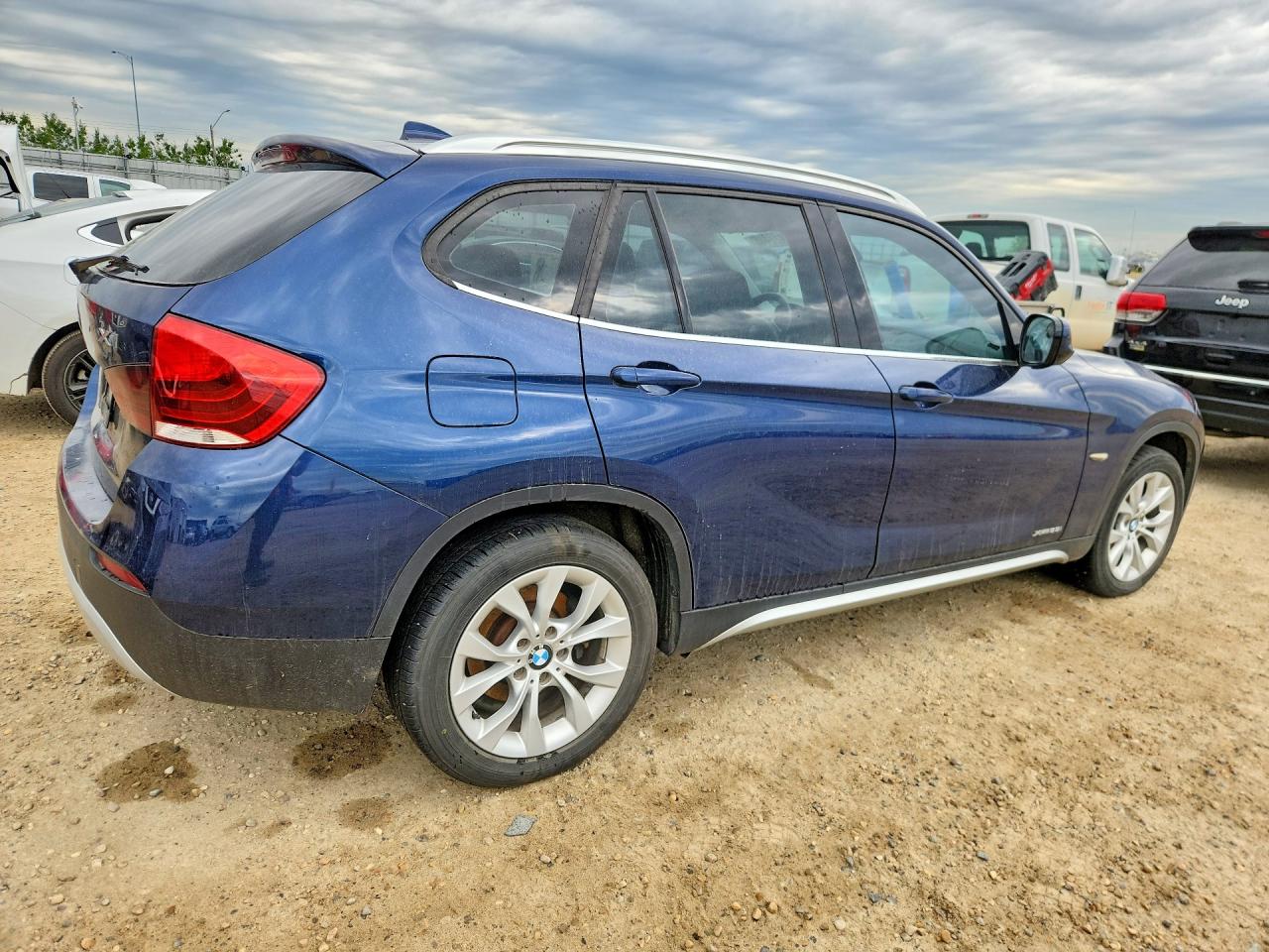 2012 Bmw X1 Xdrive28i Blue vin: WBAVL1C56CVR77240