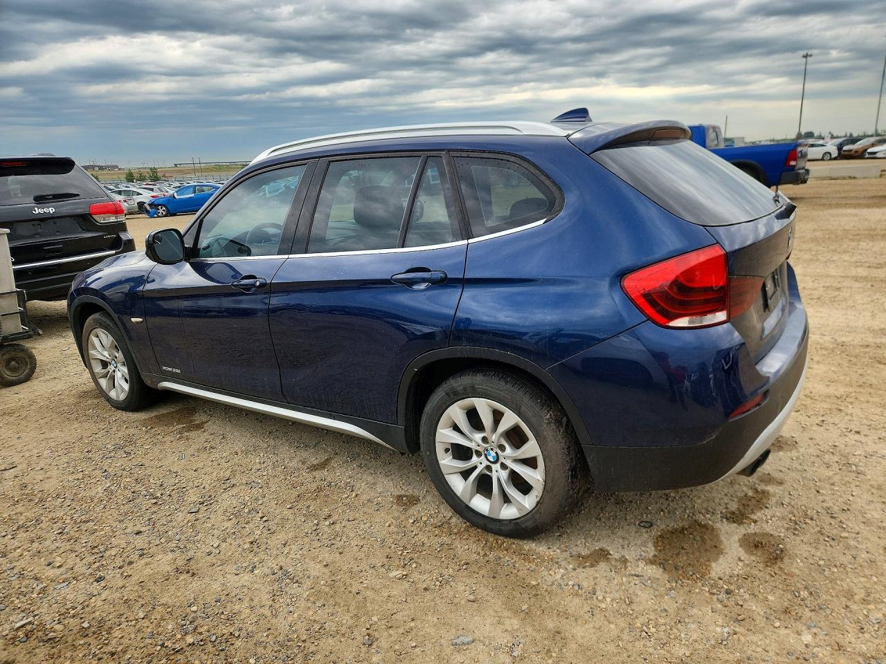 2012 Bmw X1 Xdrive28i Blue vin: WBAVL1C56CVR77240