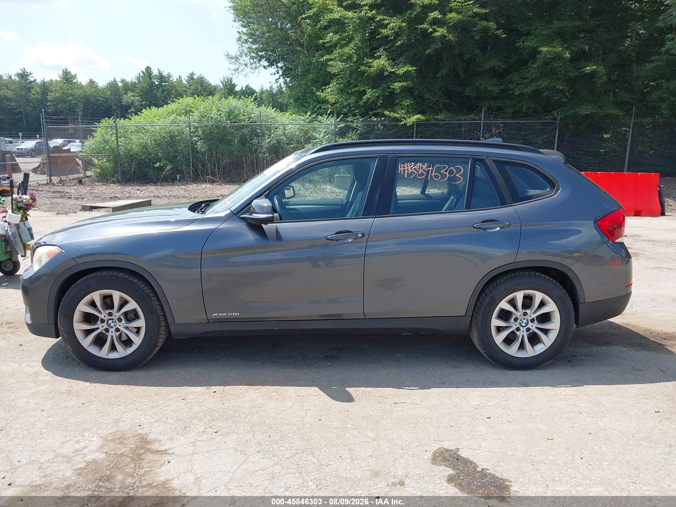 2013 Bmw X1 Xdrive28i Серый vin: WBAVL1C56DVR88224