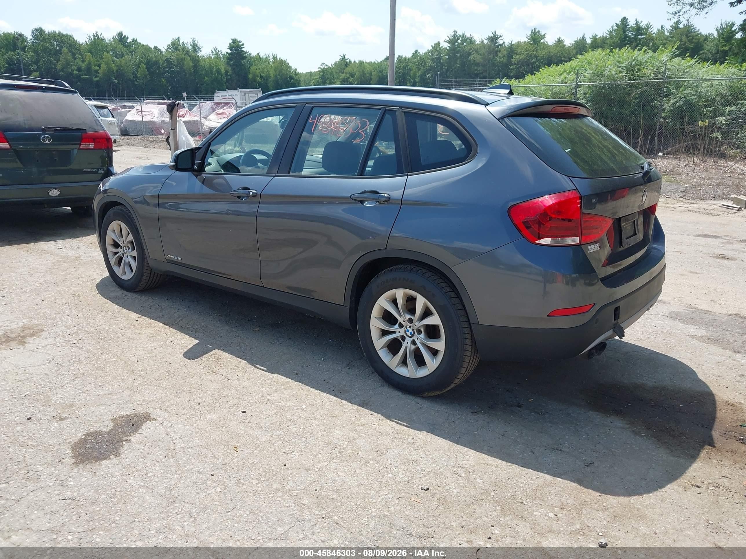2013 Bmw X1 Xdrive28i Серый vin: WBAVL1C56DVR88224
