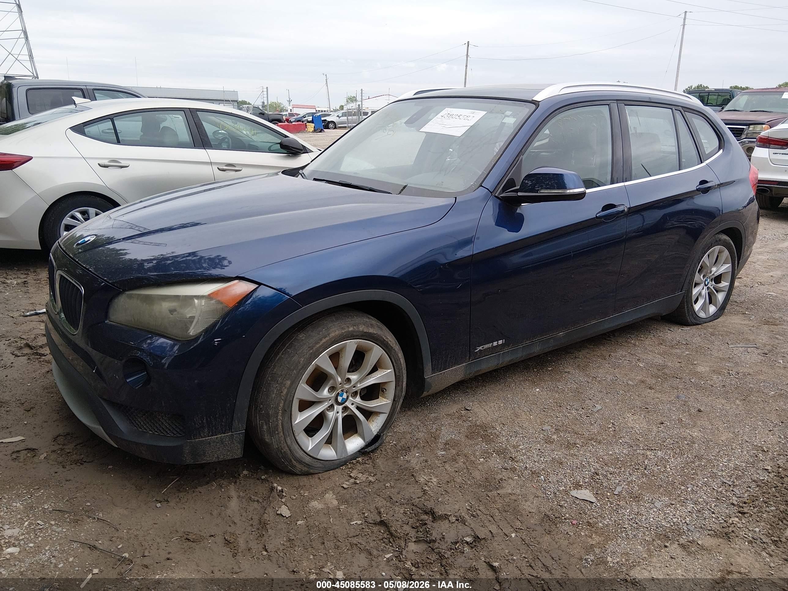2013 Bmw X1 Xdrive28i Blue vin: WBAVL1C56DVR90104
