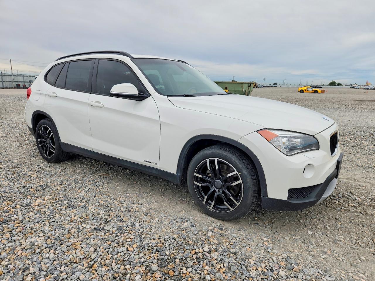 2013 Bmw X1 Xdrive28i White vin: WBAVL1C56DVR90488