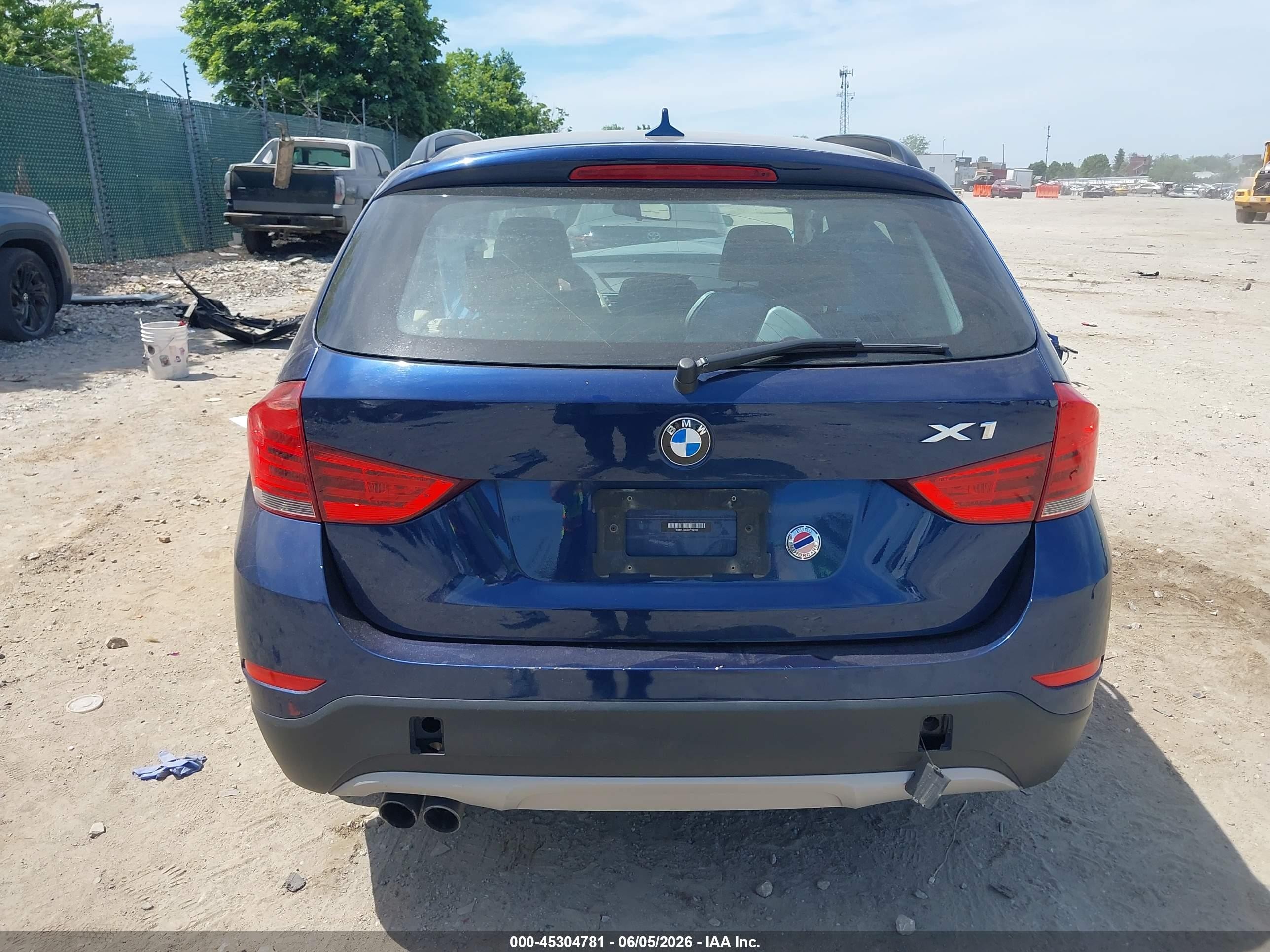 2014 Bmw X1 Xdrive28i Dark Blue vin: WBAVL1C56EVY13165