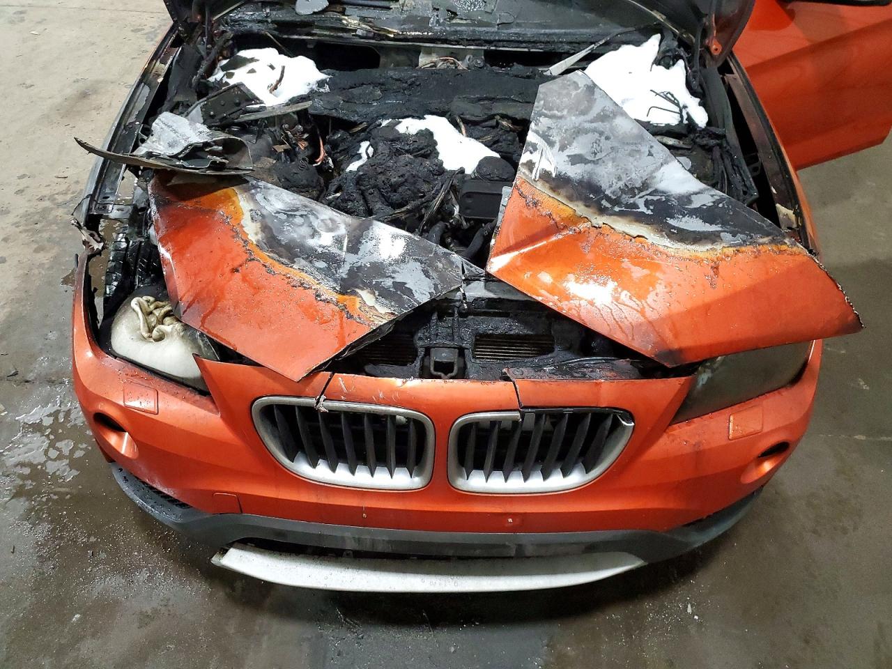 2014 Bmw X1 Xdrive28i Orange vin: WBAVL1C56EVY14638
