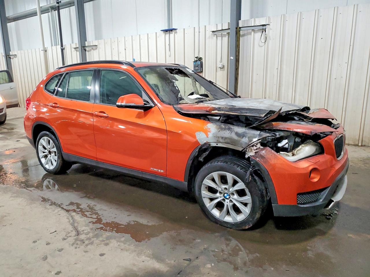 2014 Bmw X1 Xdrive28i Orange vin: WBAVL1C56EVY14638