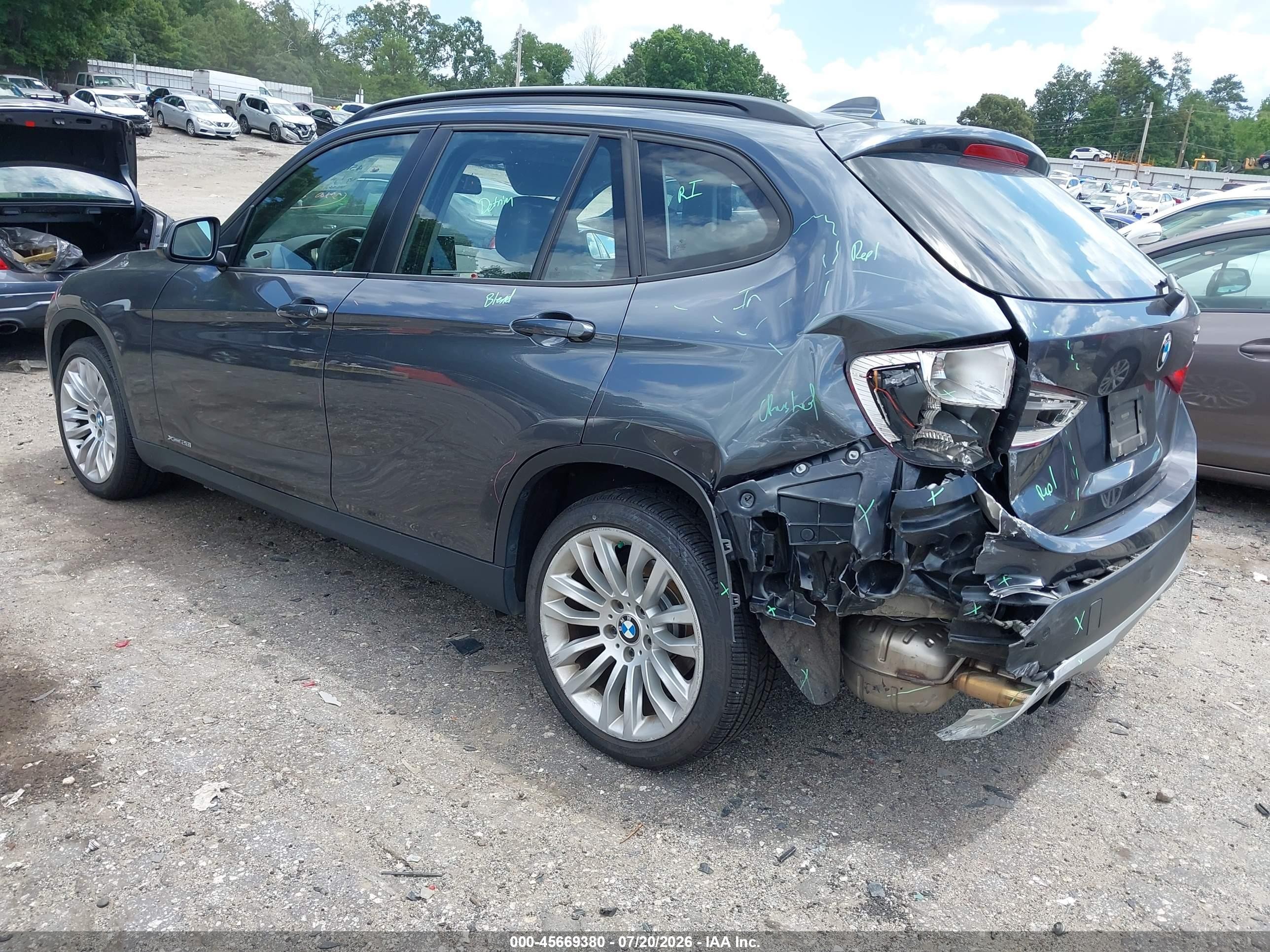 2014 Bmw X1 Xdrive28i Gray vin: WBAVL1C56EVY18754
