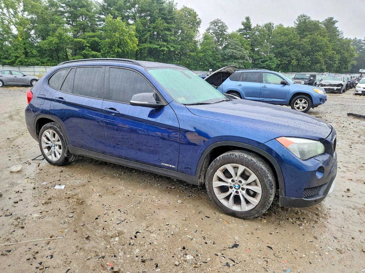 2014 Bmw X1 Xdrive28i Blue vin: WBAVL1C56EVY22013