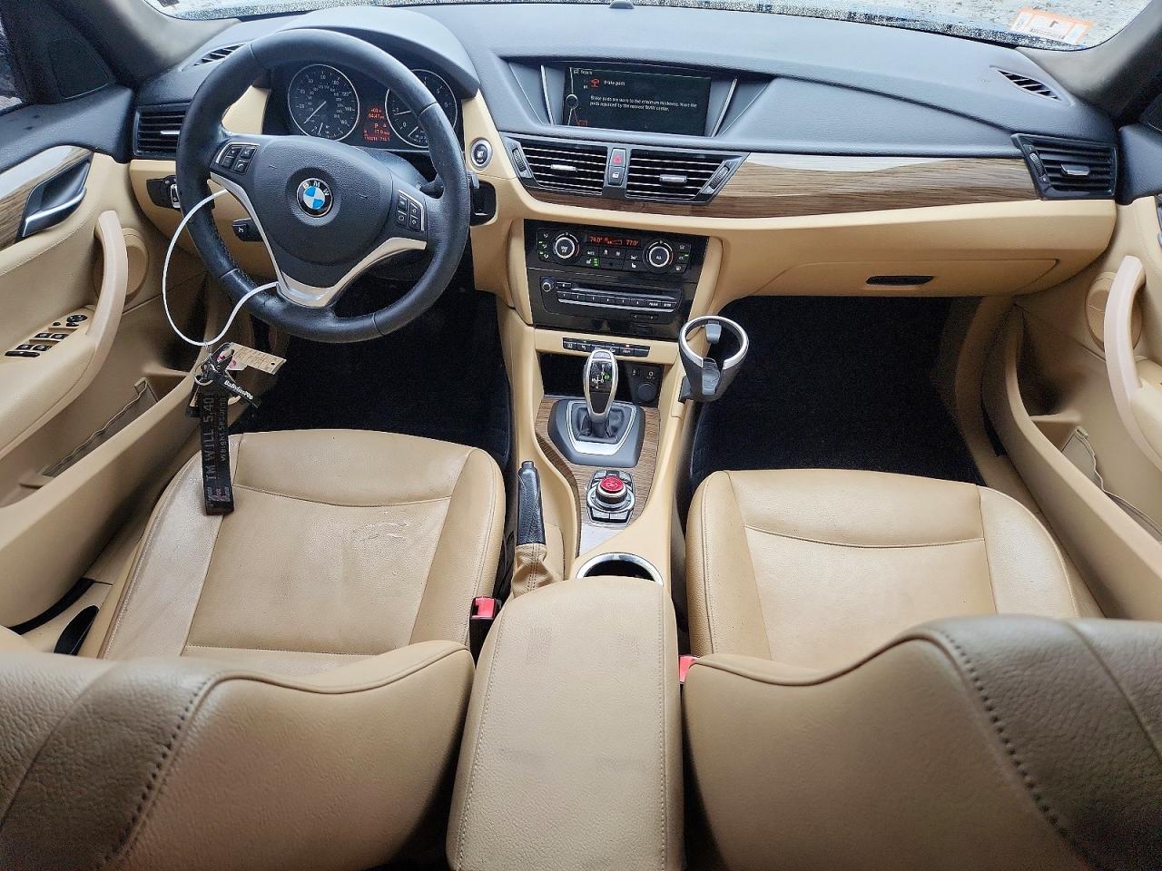 2014 Bmw X1 Xdrive28i Blue vin: WBAVL1C56EVY22013