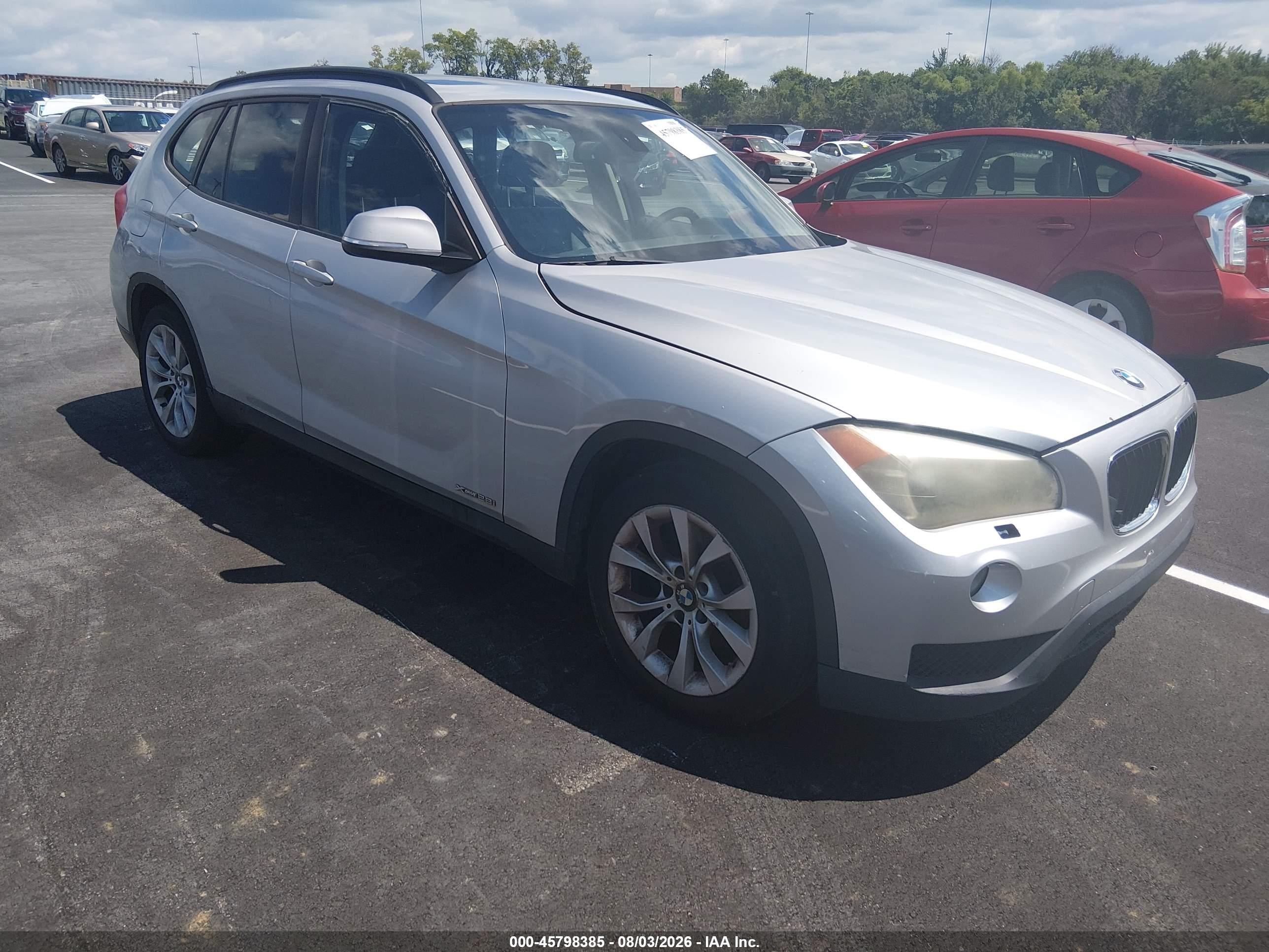 2013 Bmw X1 Xdrive28i Silver vin: WBAVL1C57DVR85106