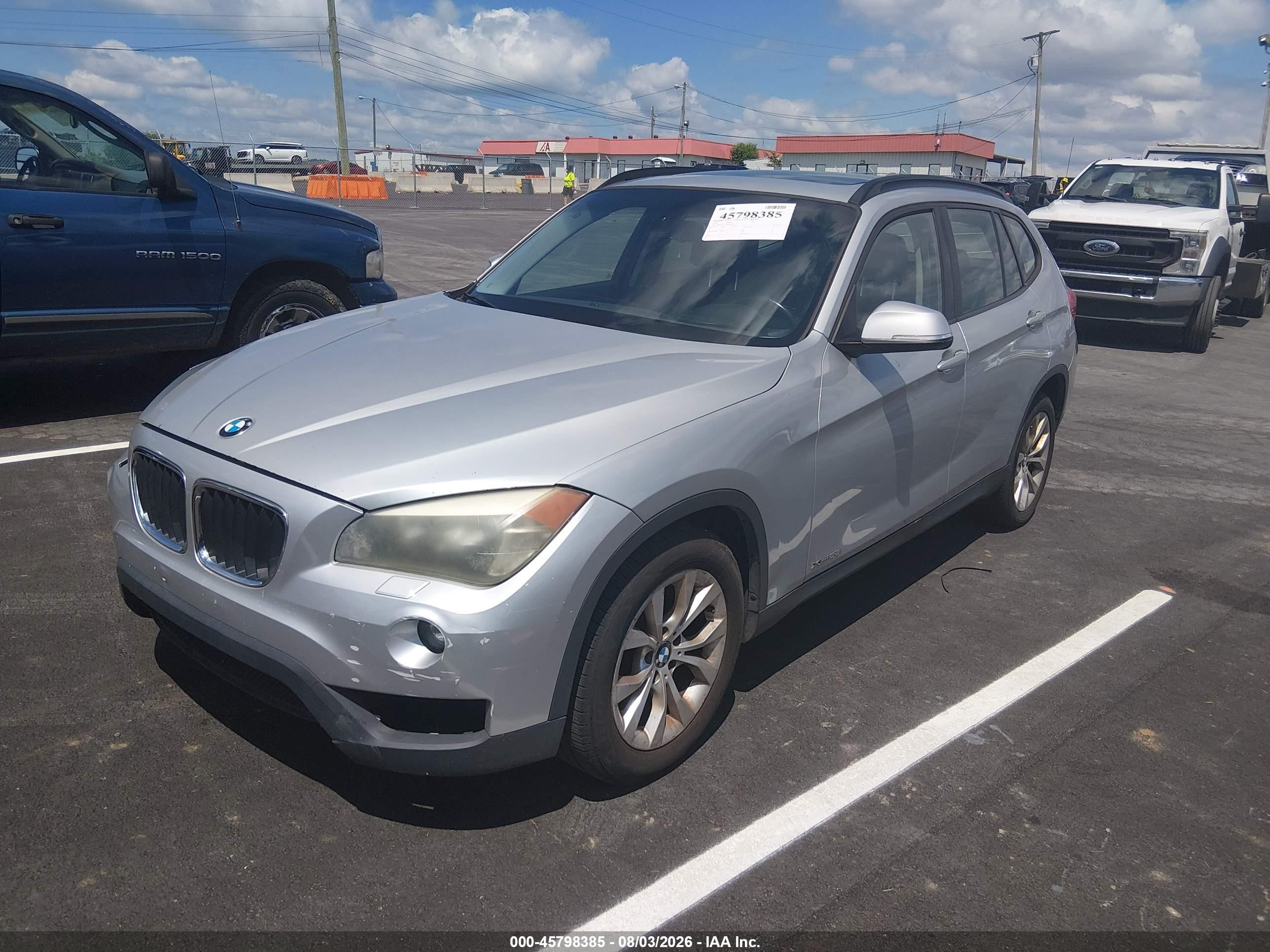 2013 Bmw X1 Xdrive28i Silver vin: WBAVL1C57DVR85106