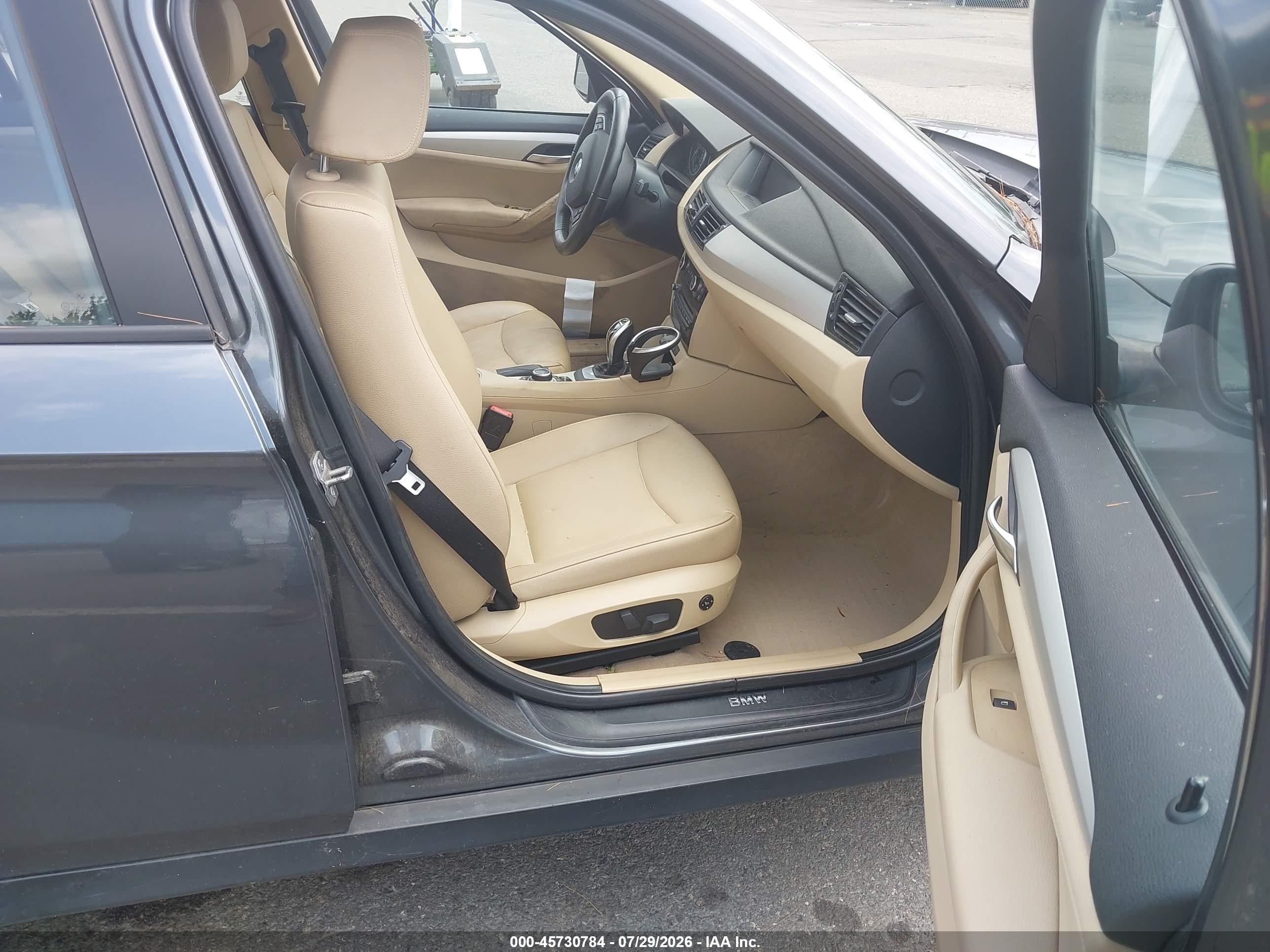2013 Bmw X1 Xdrive28i Gray vin: WBAVL1C57DVR85431