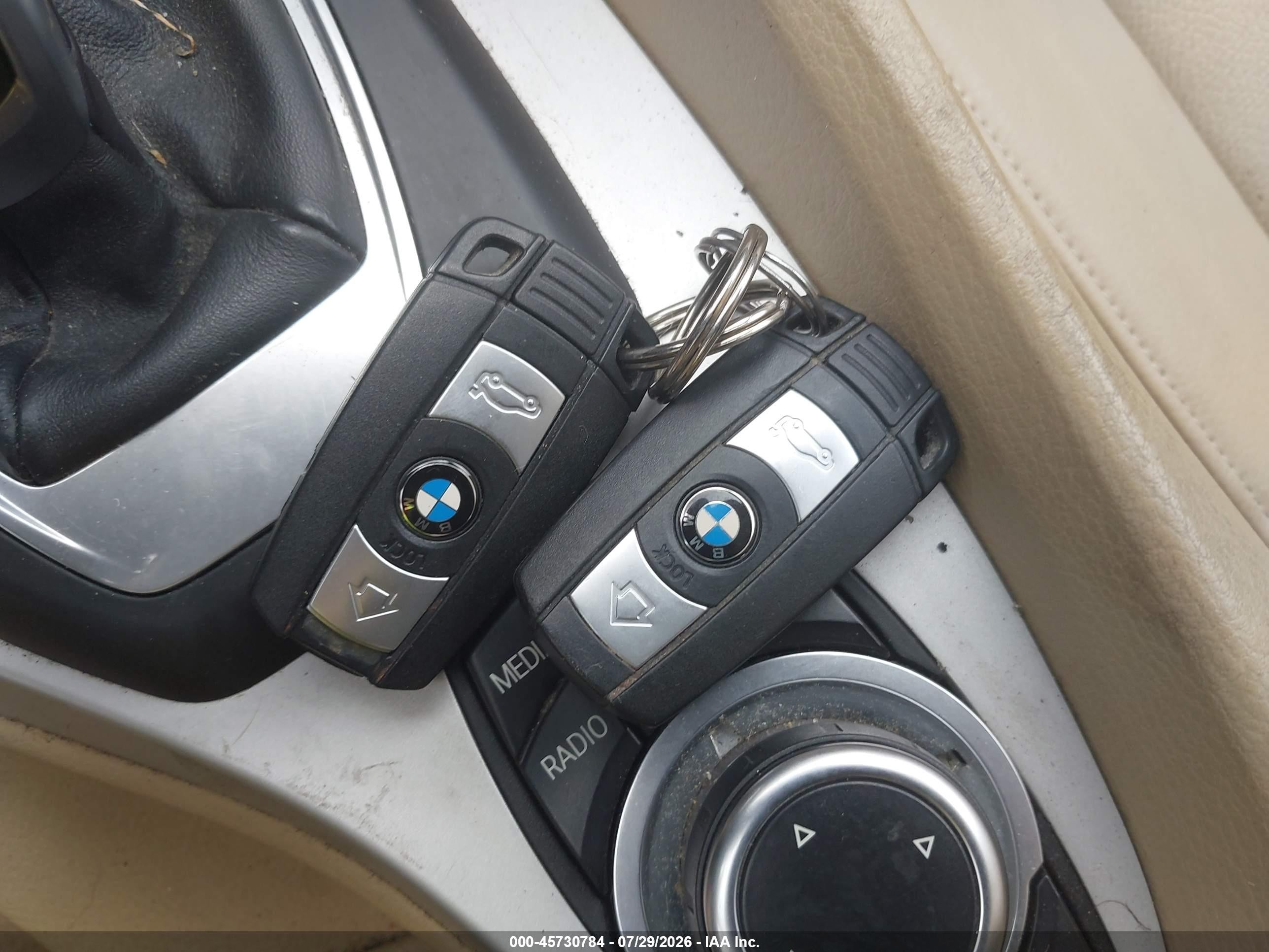 2013 Bmw X1 Xdrive28i Gray vin: WBAVL1C57DVR85431