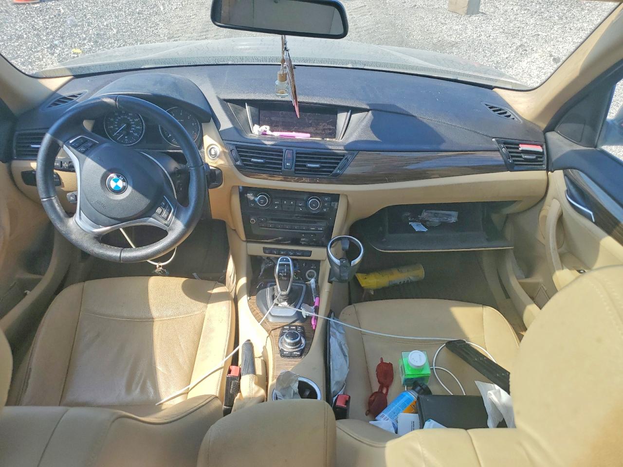2013 Bmw X1 Xdrive28i Beige vin: WBAVL1C57DVR91228
