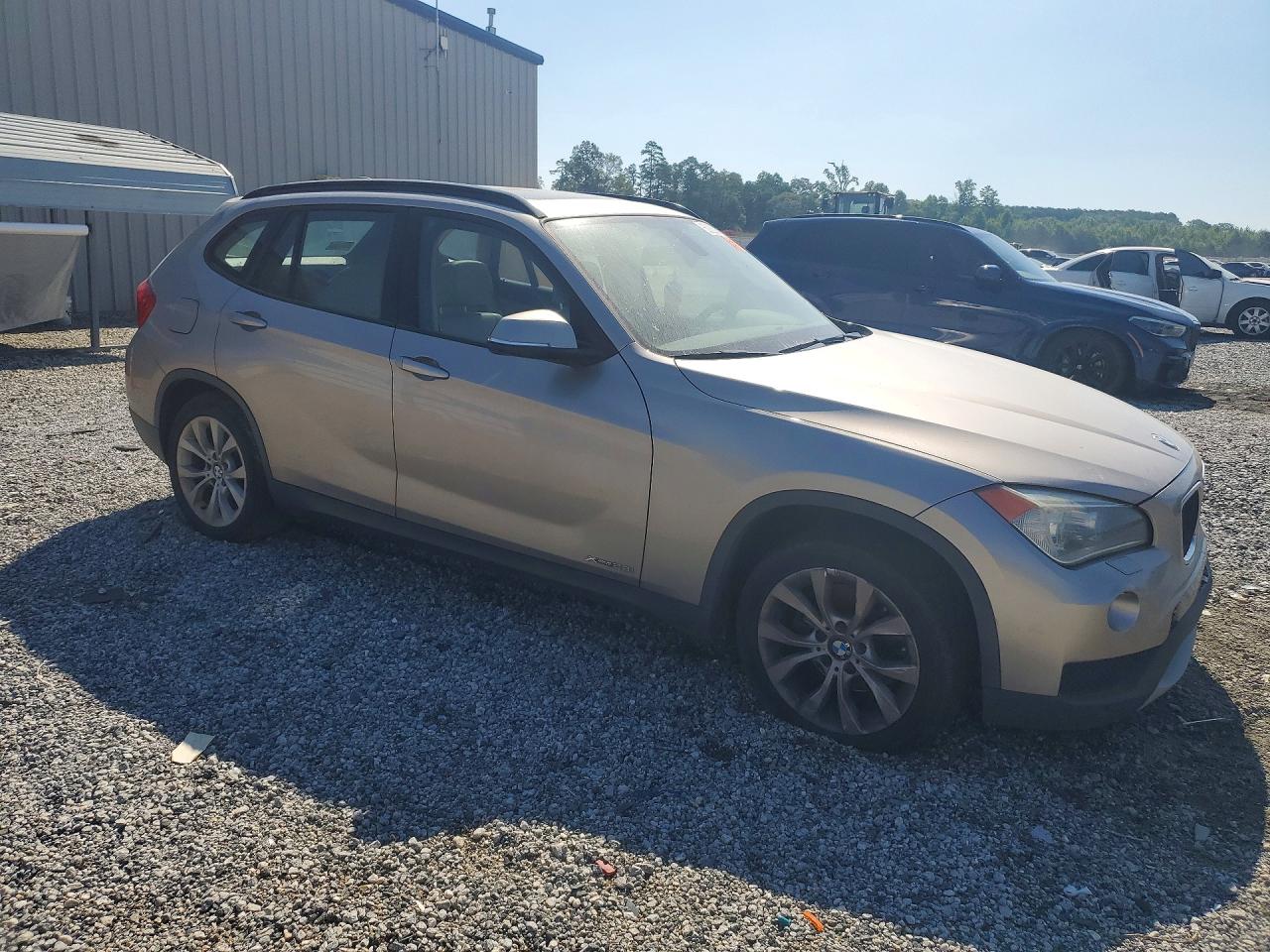 2013 Bmw X1 Xdrive28i Beige vin: WBAVL1C57DVR91228