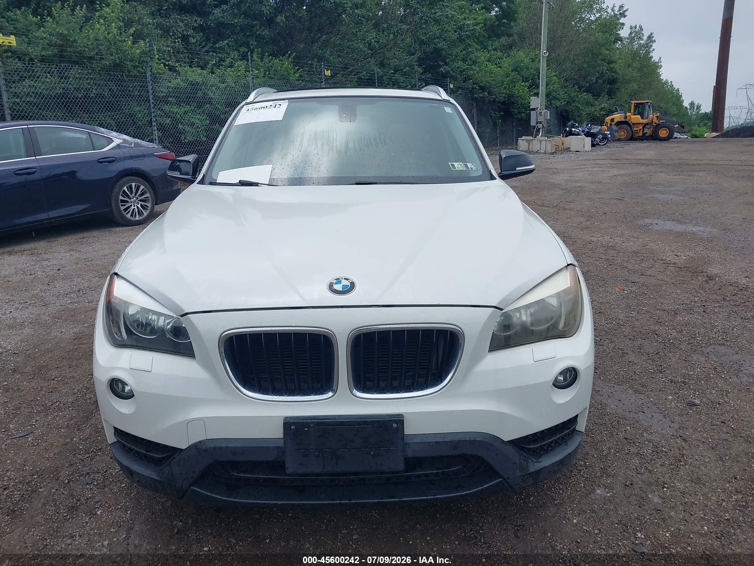 2014 Bmw X1 Xdrive28i Белый vin: WBAVL1C57EVY10338