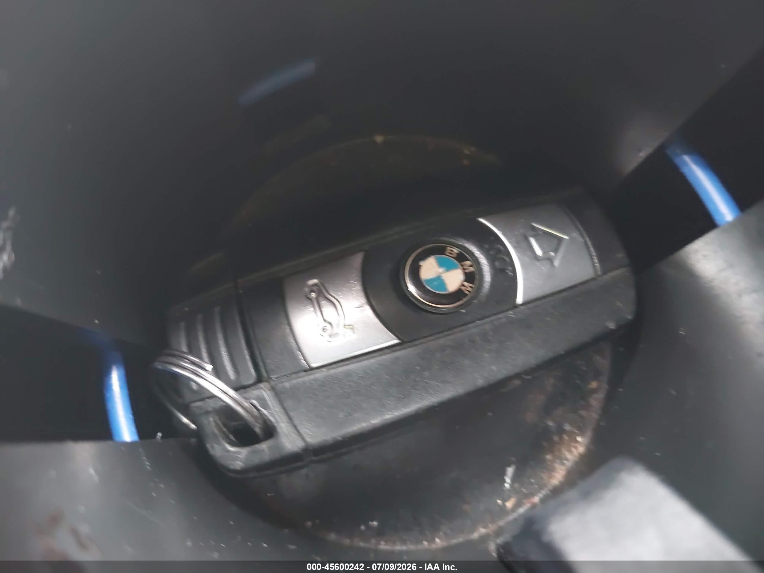 2014 Bmw X1 Xdrive28i Белый vin: WBAVL1C57EVY10338