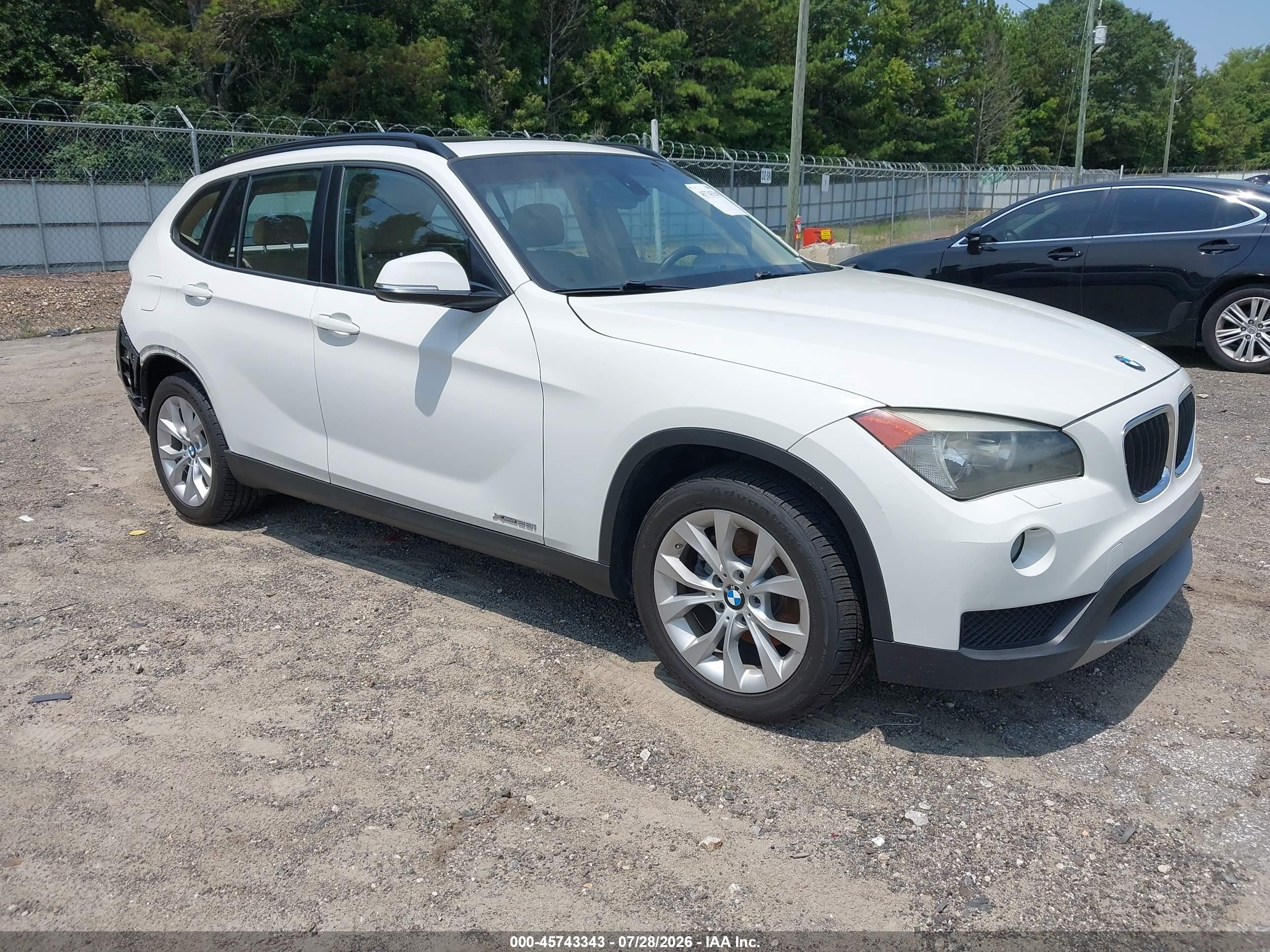 2014 Bmw X1 Xdrive28i White vin: WBAVL1C57EVY16995
