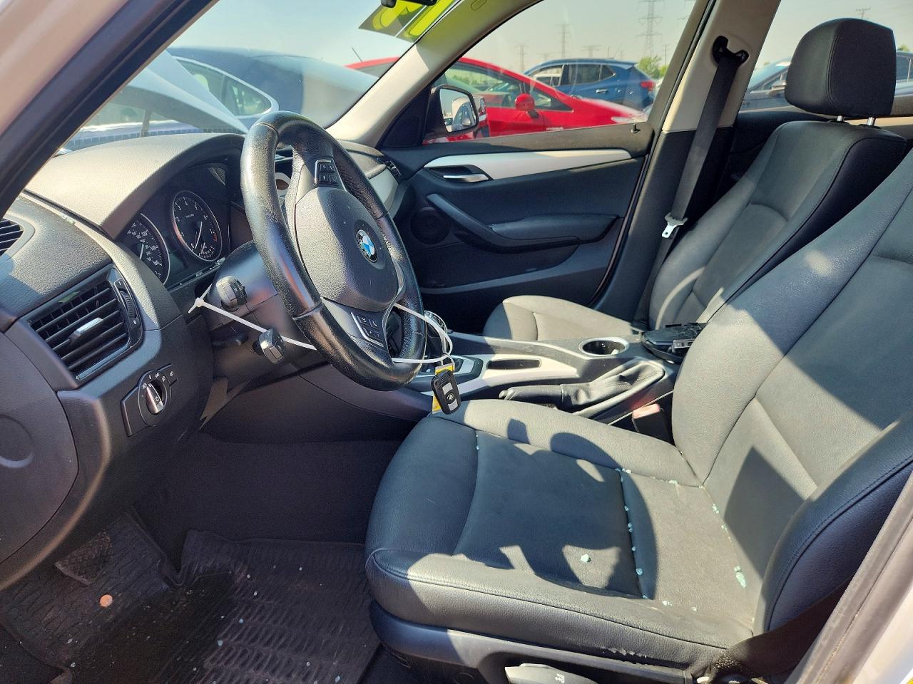 2014 Bmw X1 Xdrive28i White vin: WBAVL1C57EVY20240