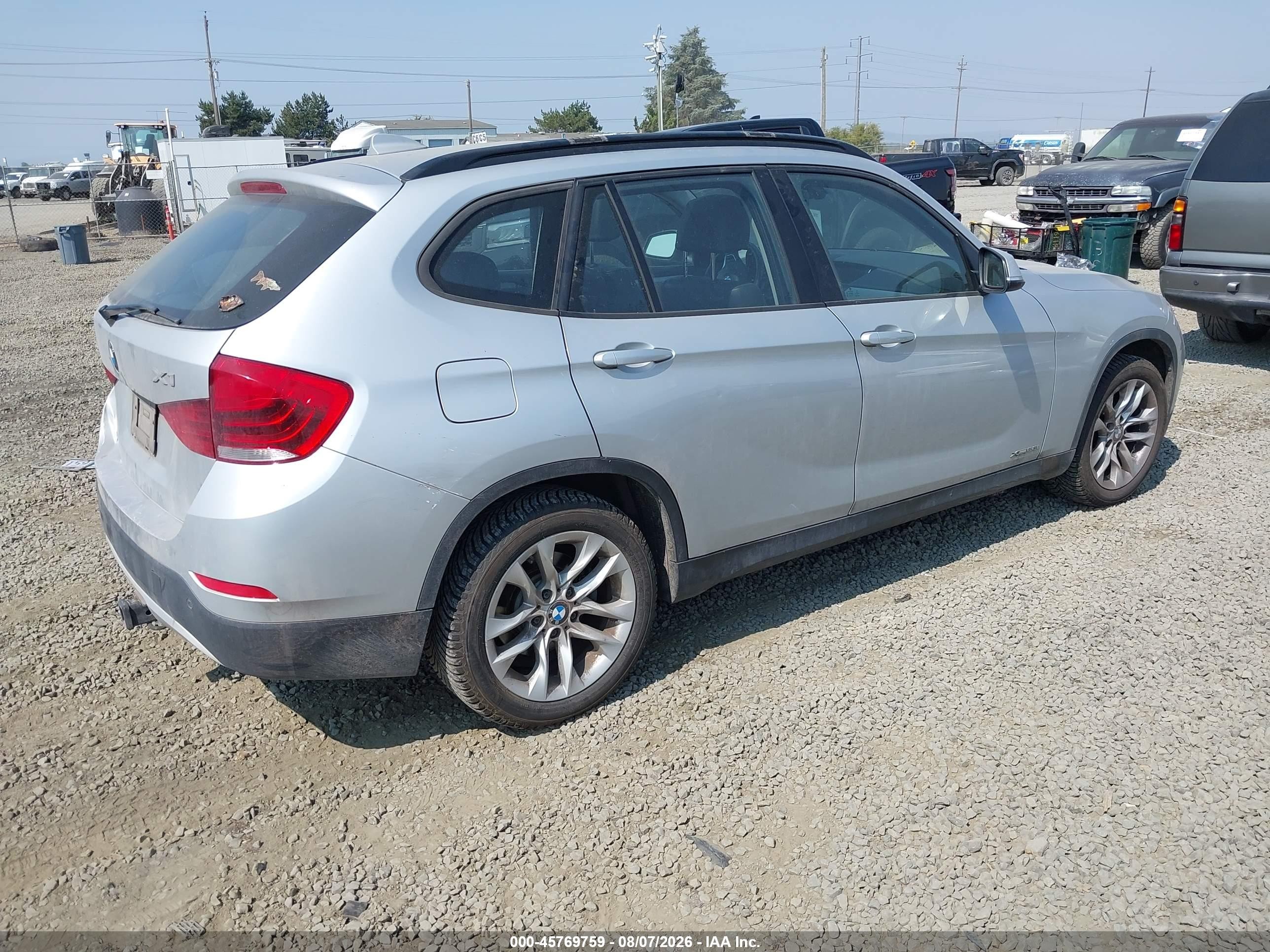 2015 Bmw X1 Xdrive28i Silver vin: WBAVL1C57FVY26704