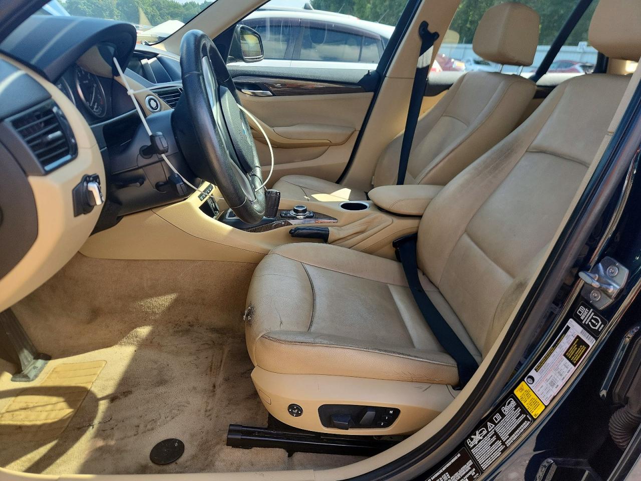 2015 Bmw X1 Xdrive28i Blue vin: WBAVL1C57FVY30123
