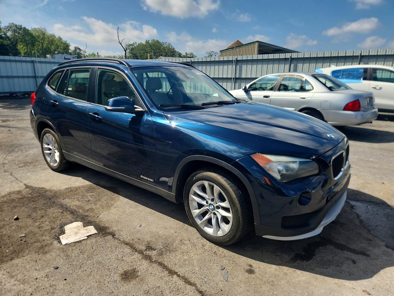 2015 Bmw X1 Xdrive28i Blue vin: WBAVL1C57FVY30123