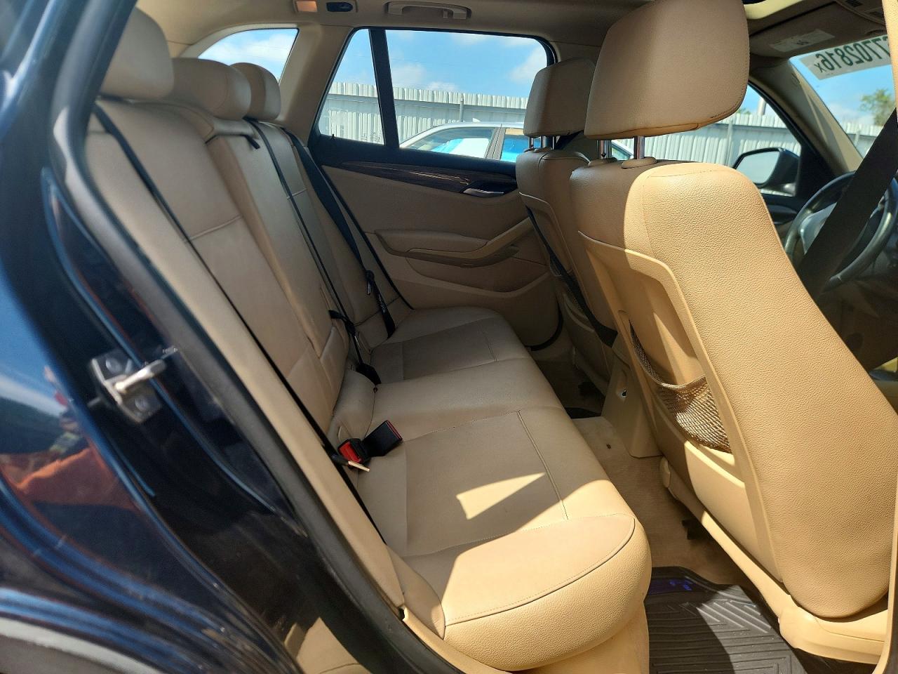 2015 Bmw X1 Xdrive28i Blue vin: WBAVL1C57FVY30123