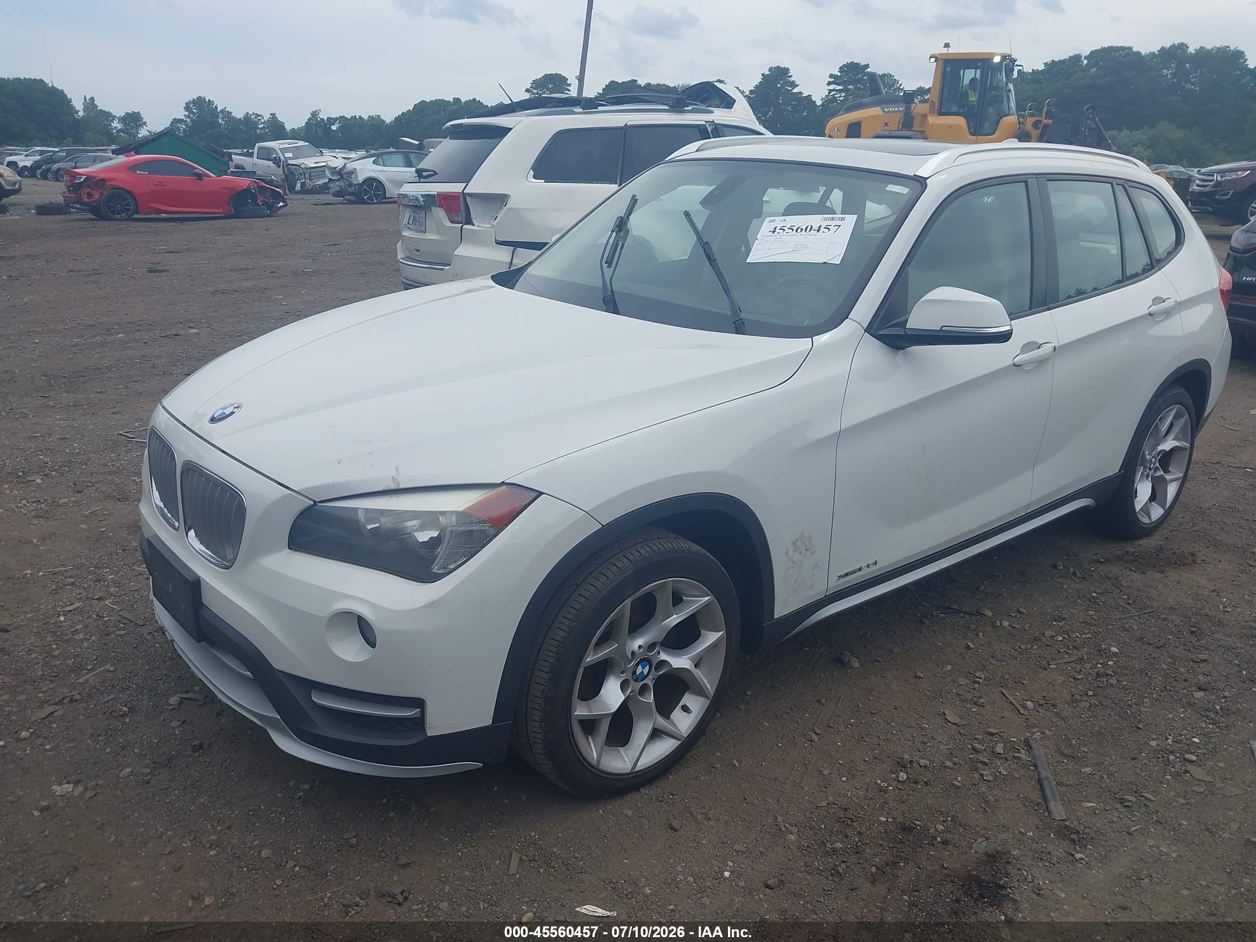 2015 Bmw X1 Xdrive28i Белый vin: WBAVL1C57FVY34043