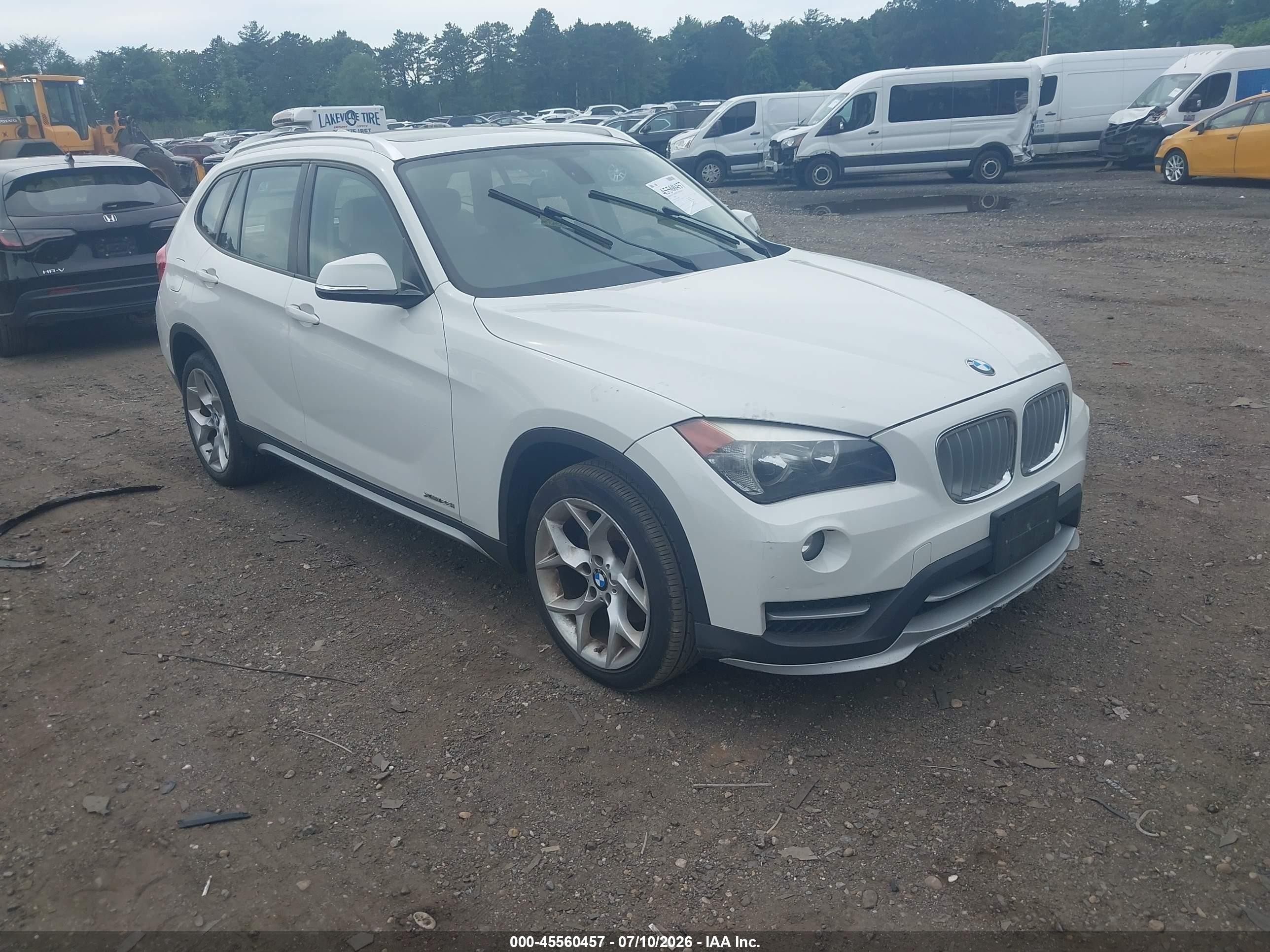 2015 Bmw X1 Xdrive28i White vin: WBAVL1C57FVY34043