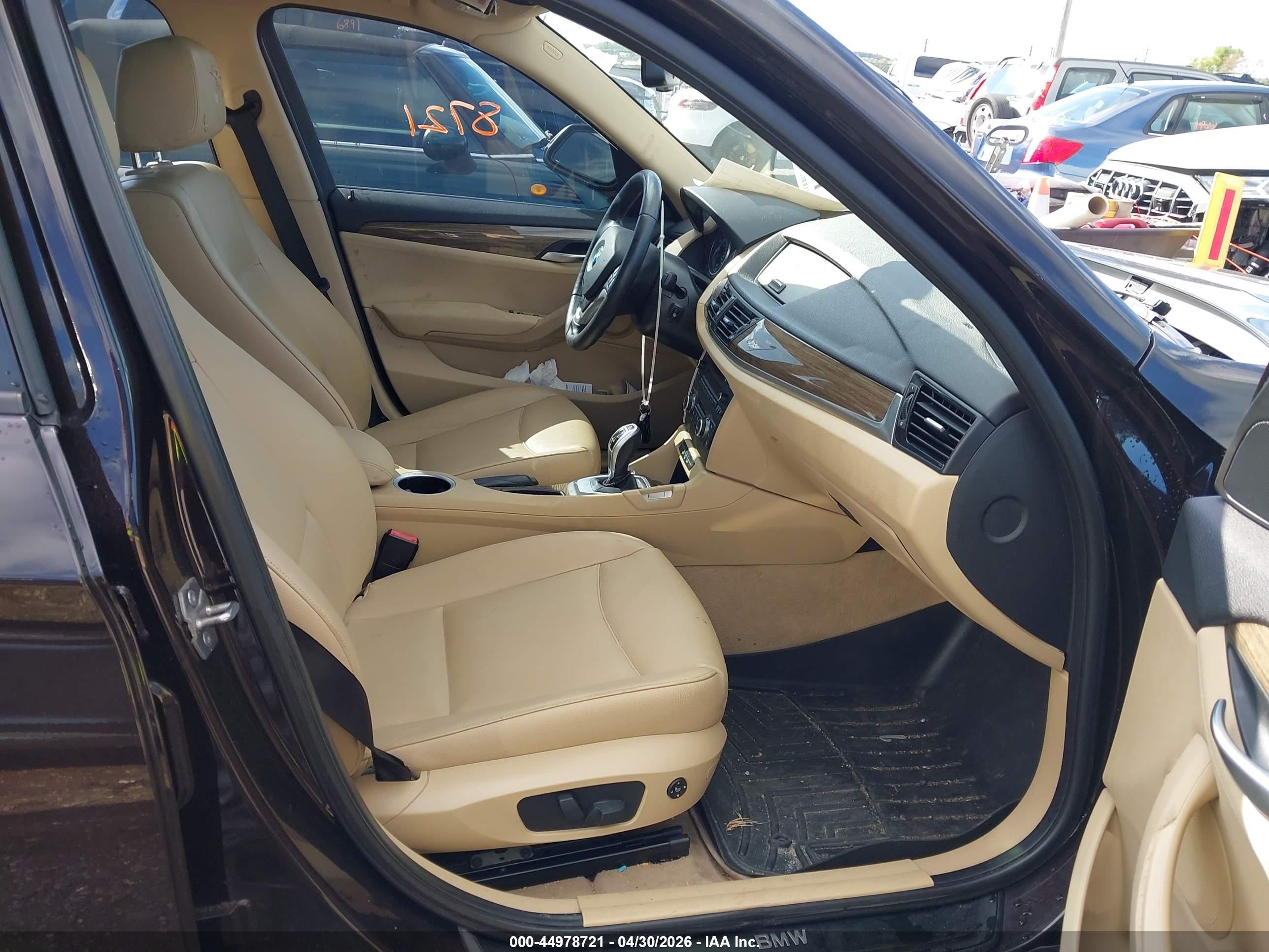 2015 Bmw X1 Xdrive28i Brown vin: WBAVL1C57FVY34561