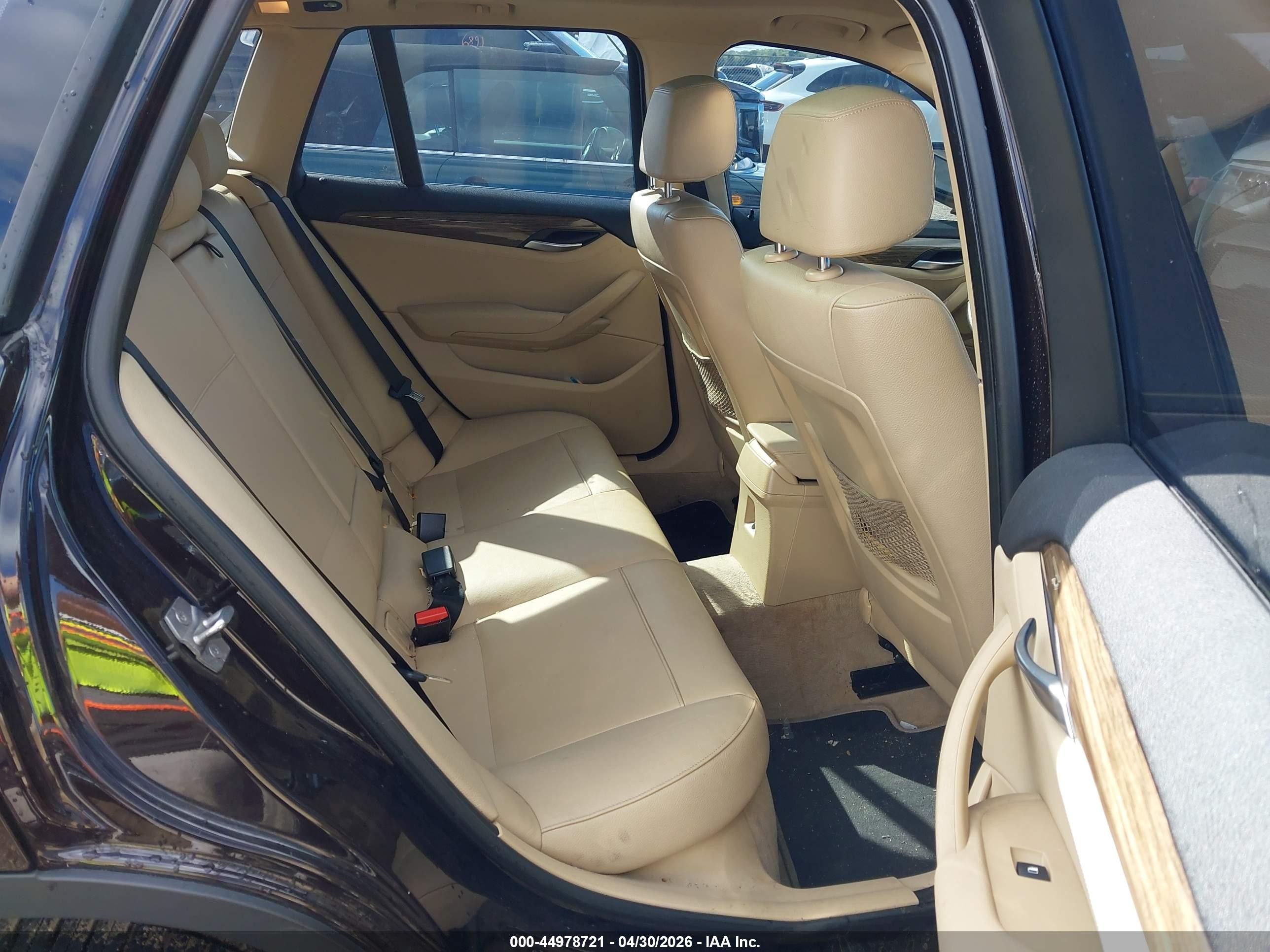 2015 Bmw X1 Xdrive28i Brown vin: WBAVL1C57FVY34561