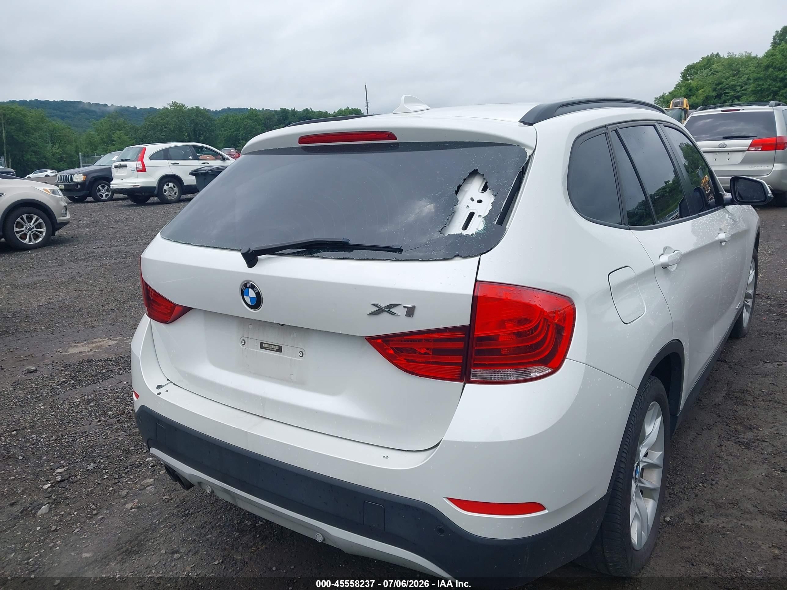 2015 Bmw X1 Xdrive28i White vin: WBAVL1C57FVY37928
