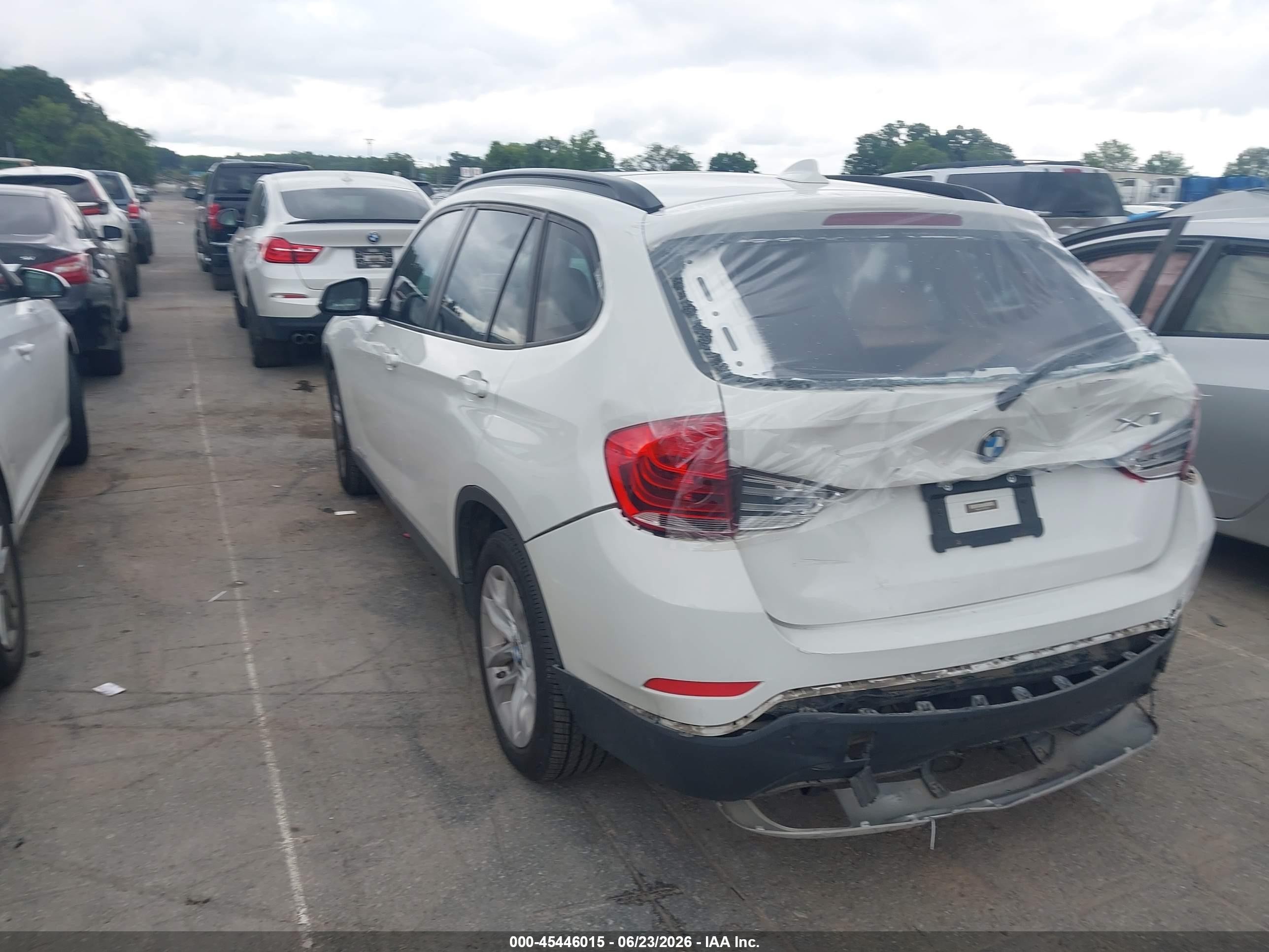 2015 Bmw X1 Xdrive28i White vin: WBAVL1C57FVY39176