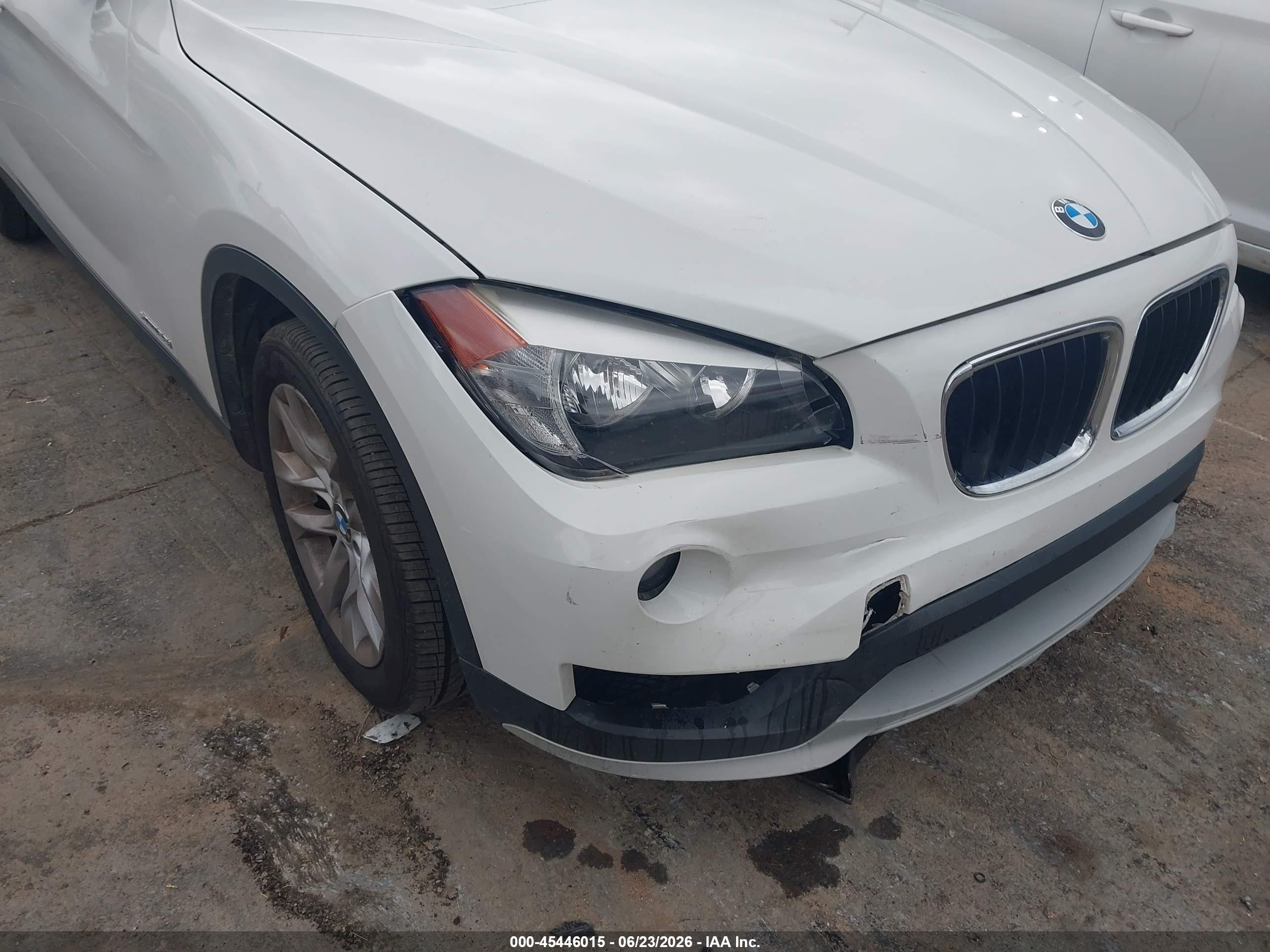 2015 Bmw X1 Xdrive28i White vin: WBAVL1C57FVY39176