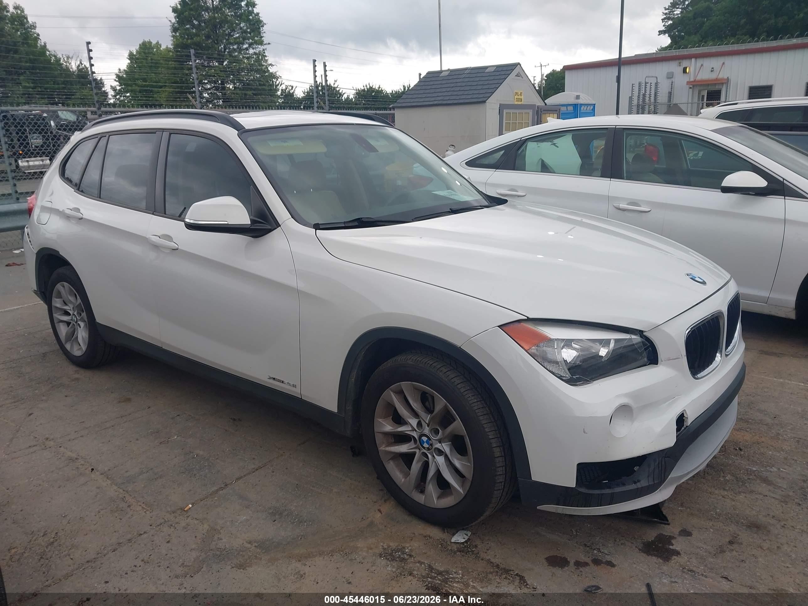 2015 Bmw X1 Xdrive28i White vin: WBAVL1C57FVY39176