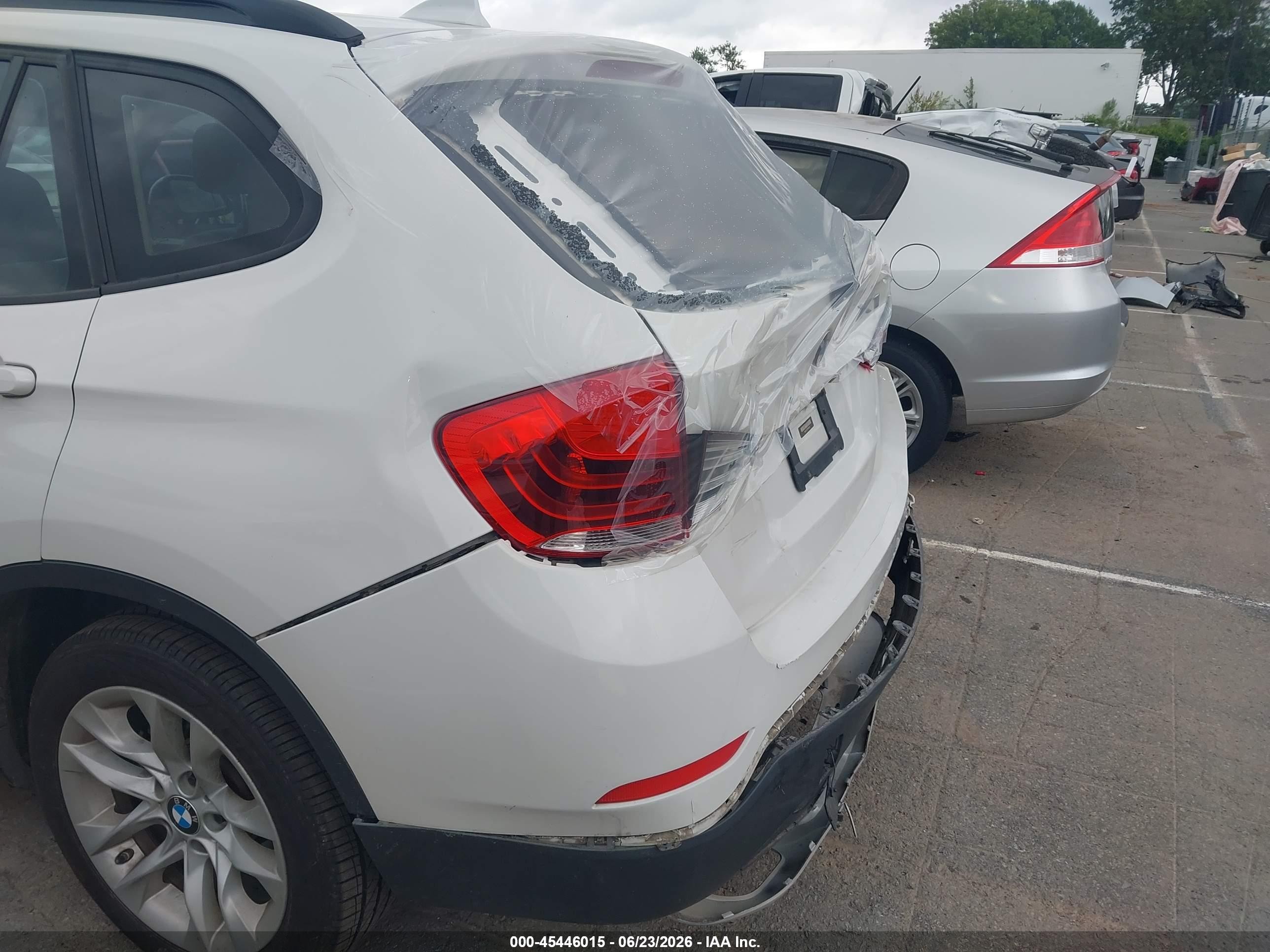 2015 Bmw X1 Xdrive28i White vin: WBAVL1C57FVY39176