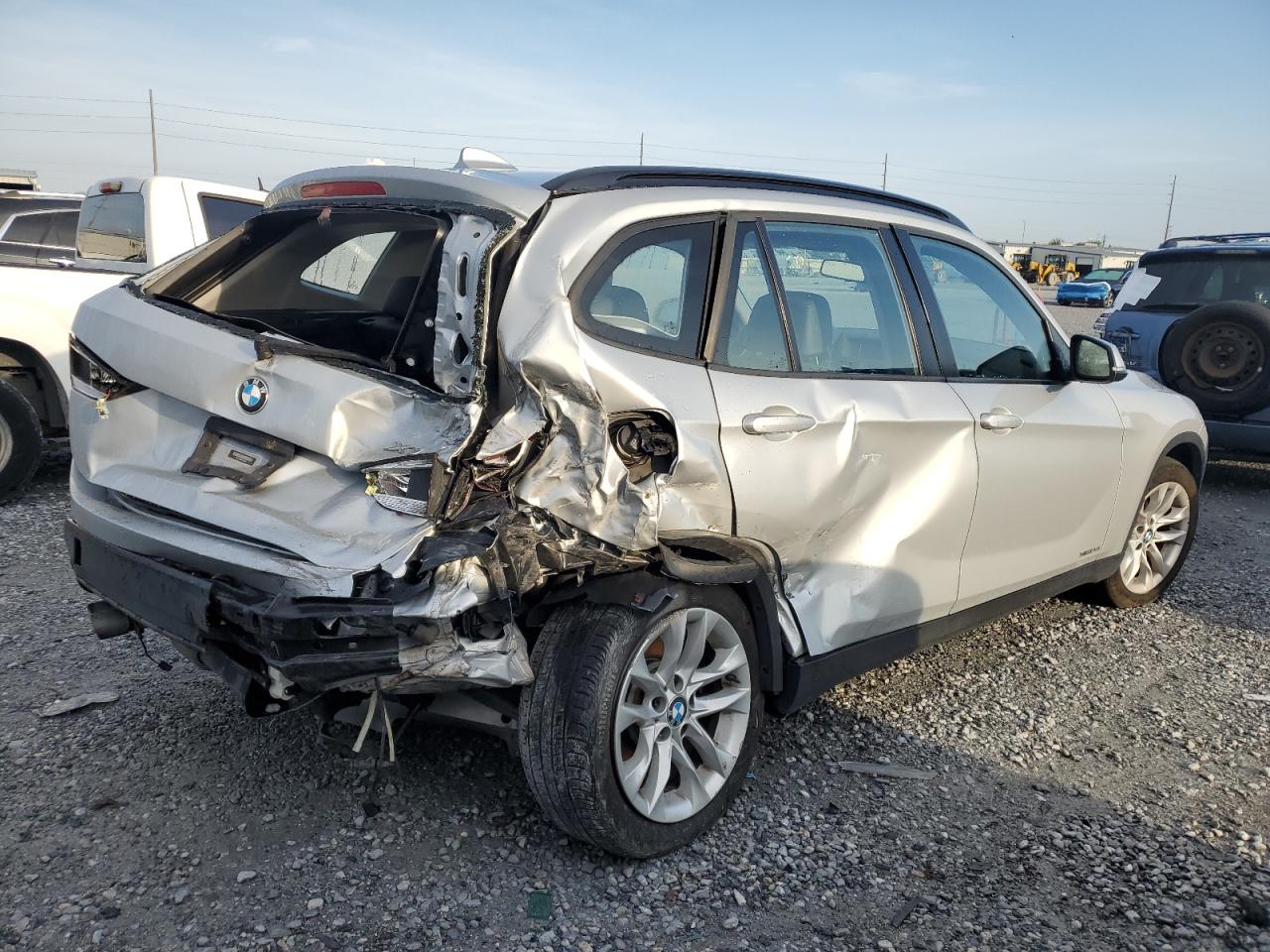 2015 Bmw X1 Xdrive28i Silver vin: WBAVL1C57FVY40294
