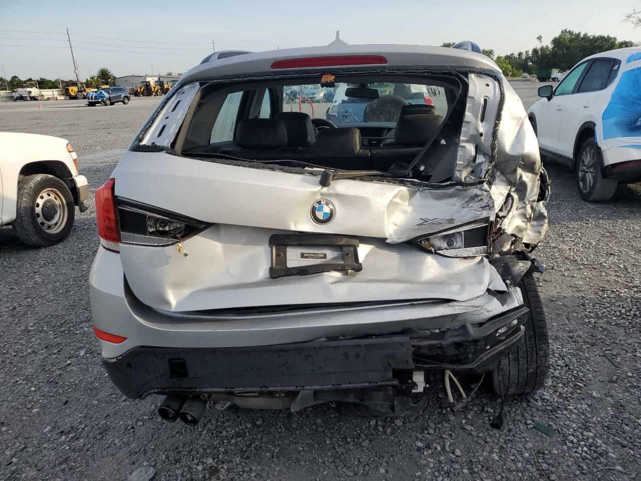 2015 Bmw X1 Xdrive28i Silver vin: WBAVL1C57FVY40294