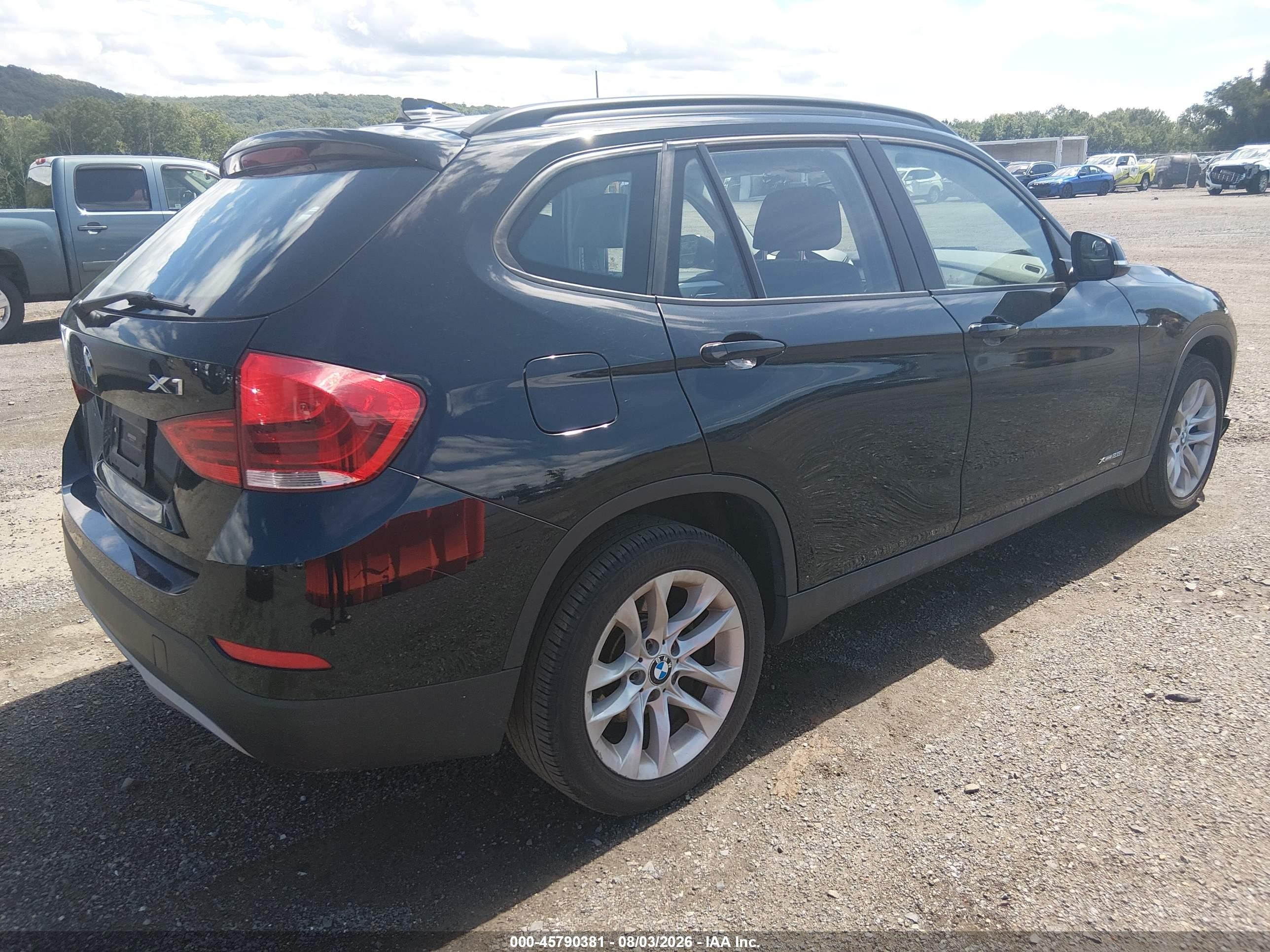 2015 Bmw X1 Xdrive28i Black vin: WBAVL1C57FVY41753