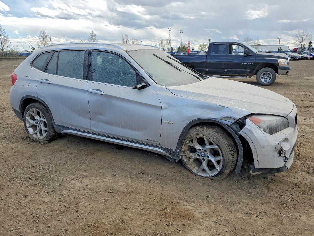 2012 Bmw X1 Xdrive28i Gray vin: WBAVL1C58CVR76431
