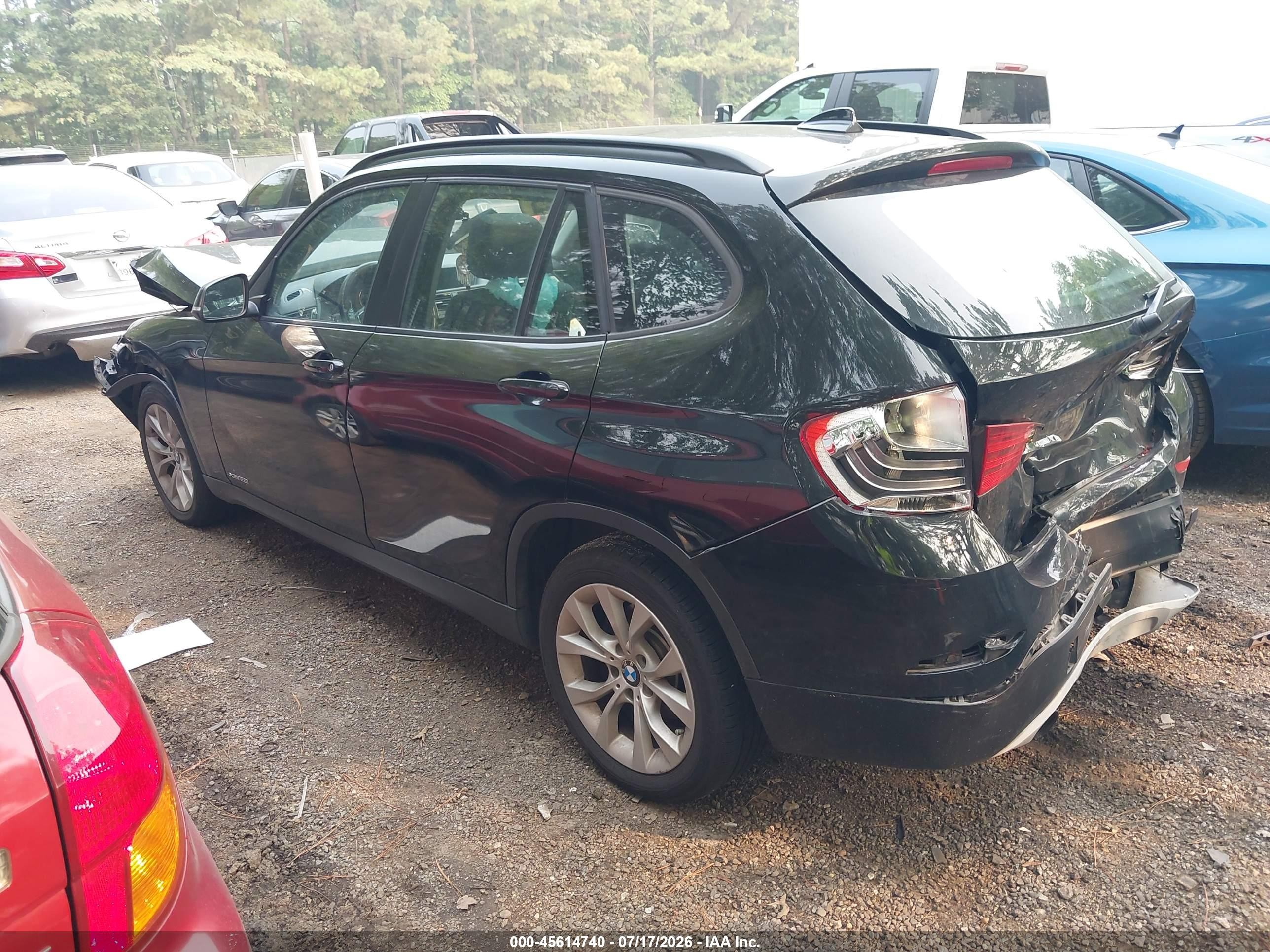2013 Bmw X1 Xdrive28i Черный vin: WBAVL1C58DVR86703