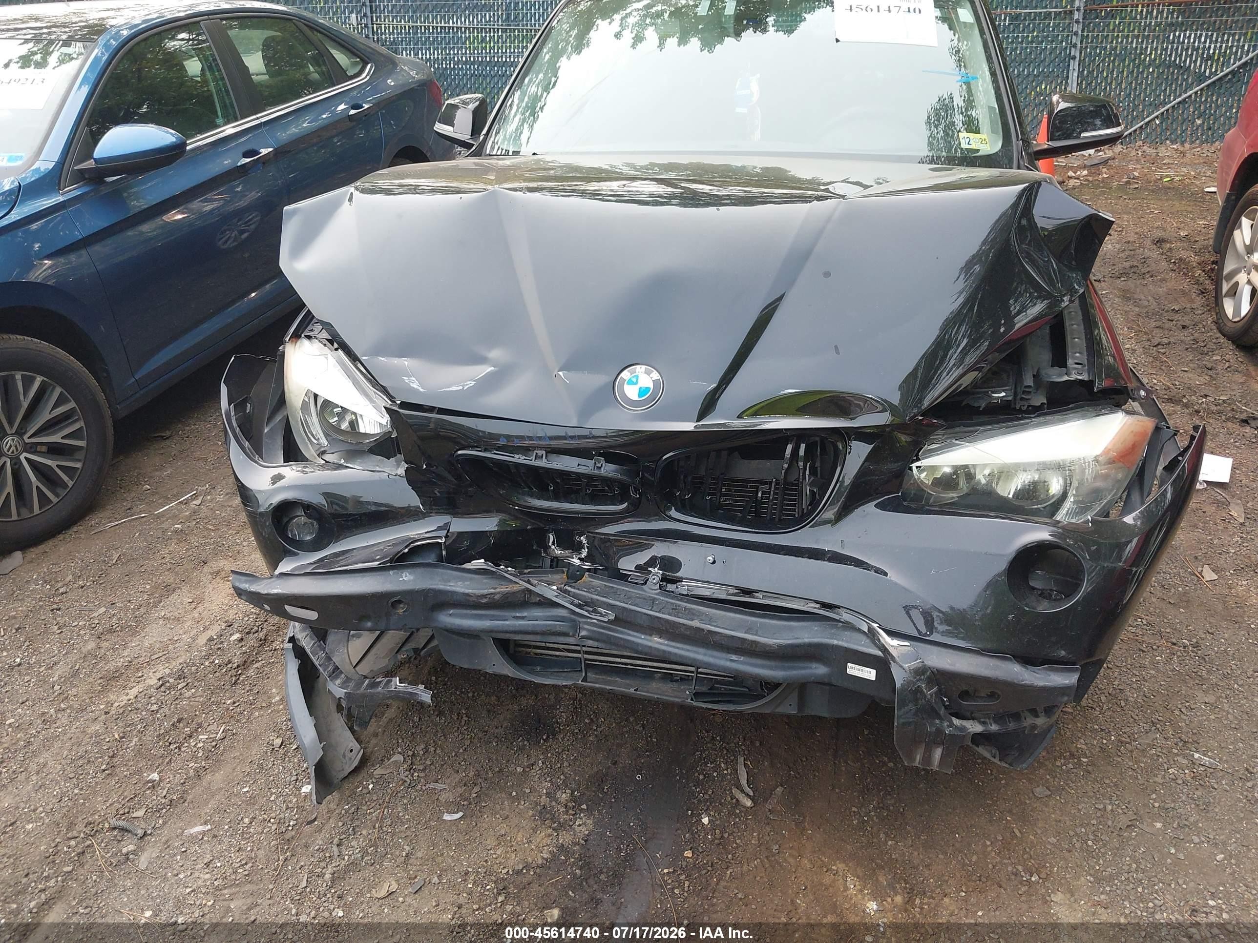 2013 Bmw X1 Xdrive28i Черный vin: WBAVL1C58DVR86703