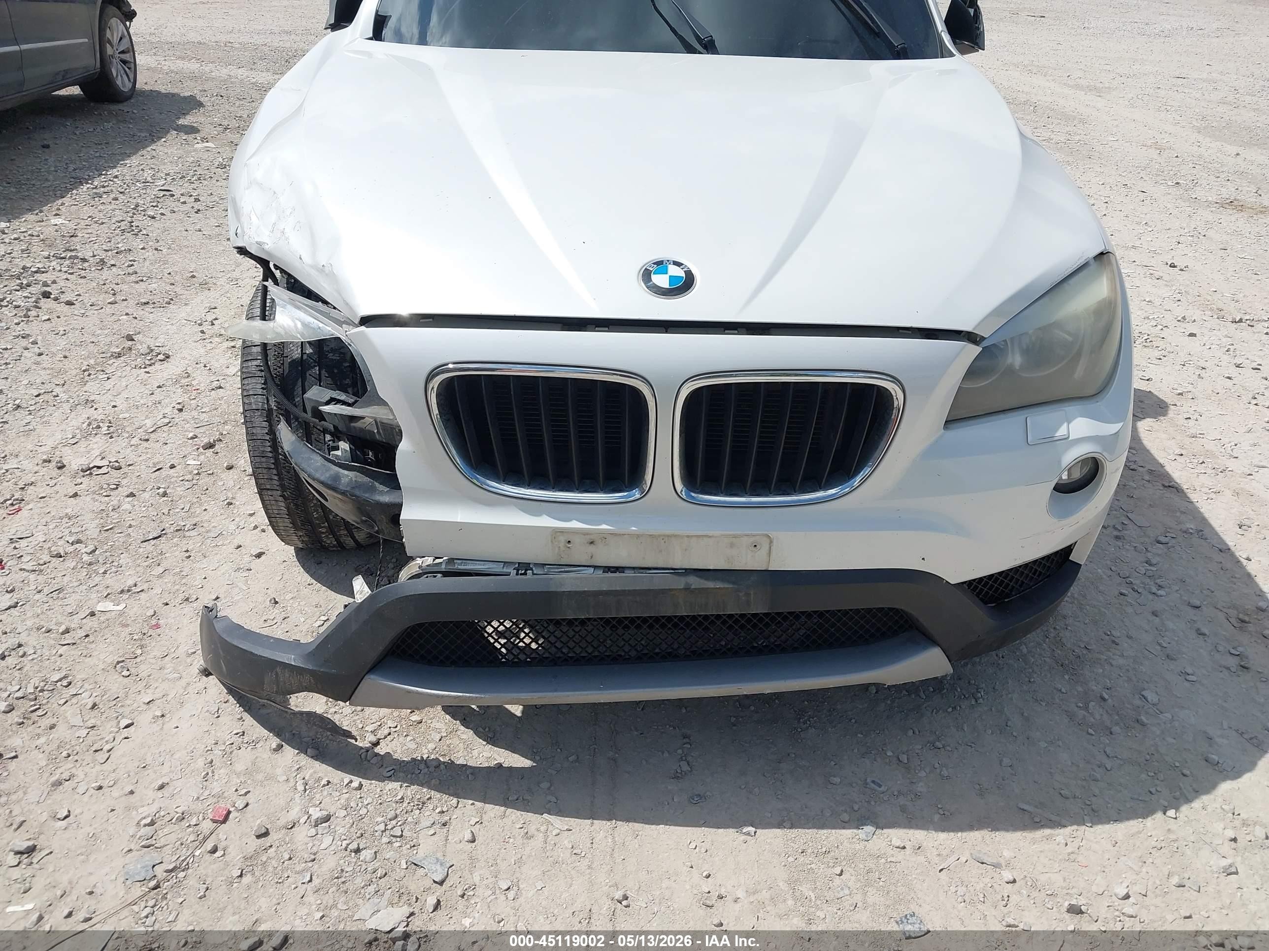 2014 Bmw X1 Xdrive28i White vin: WBAVL1C58EVY13636