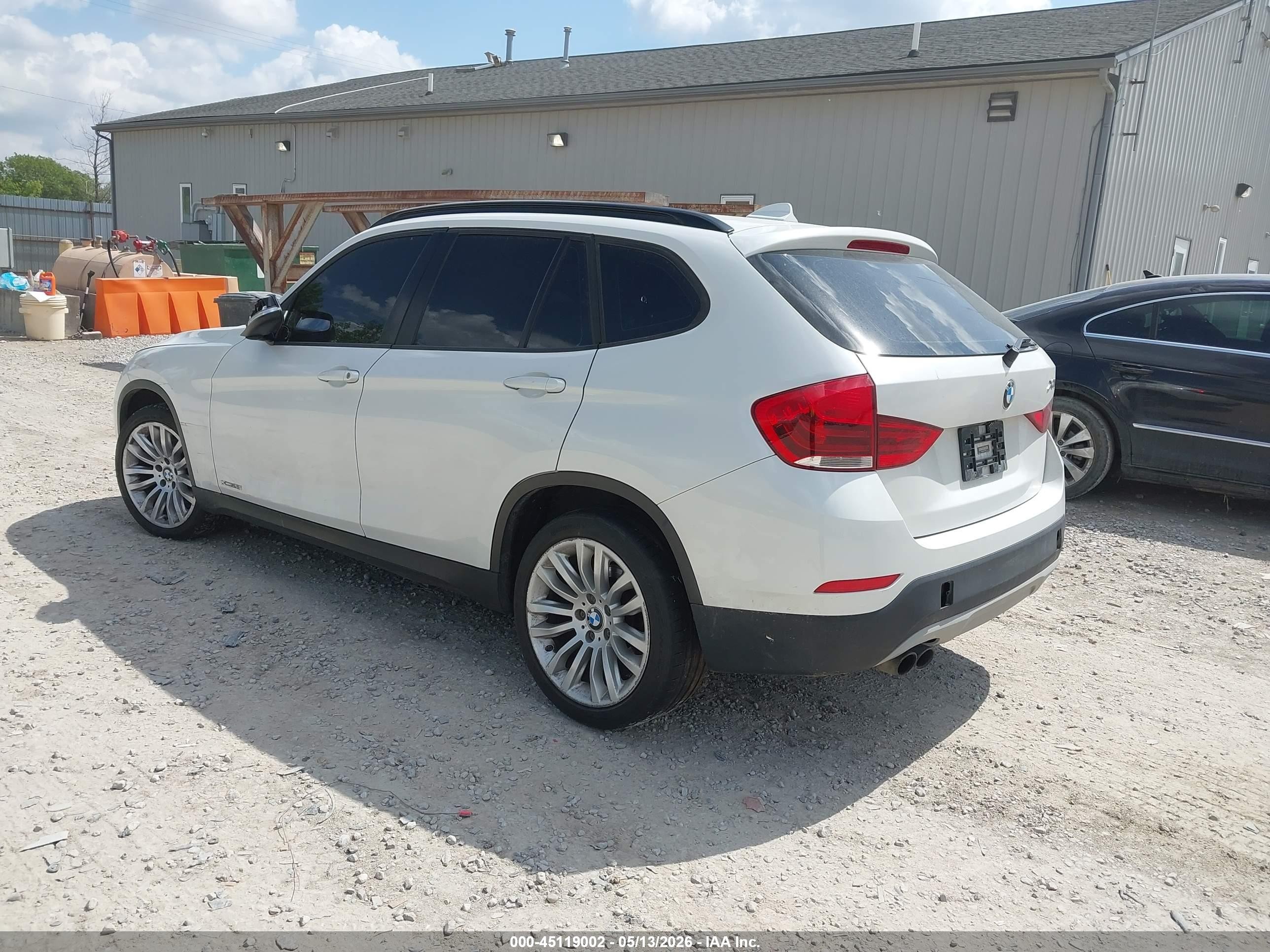2014 Bmw X1 Xdrive28i White vin: WBAVL1C58EVY13636