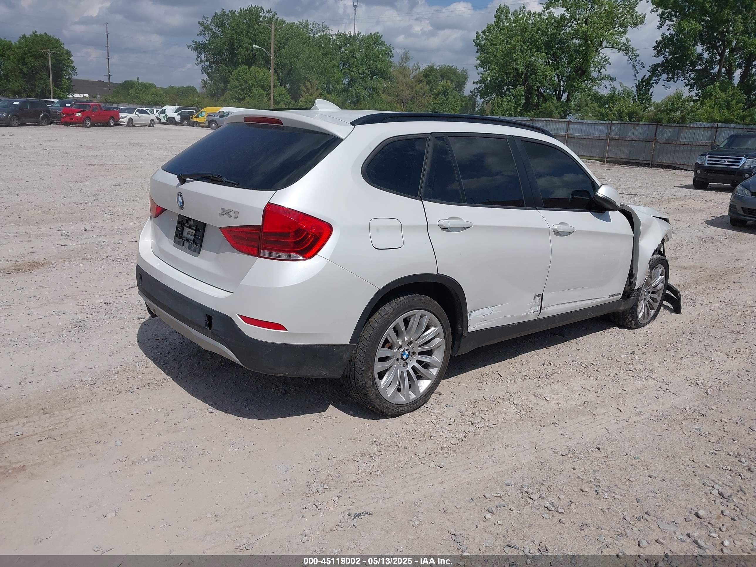 2014 Bmw X1 Xdrive28i White vin: WBAVL1C58EVY13636