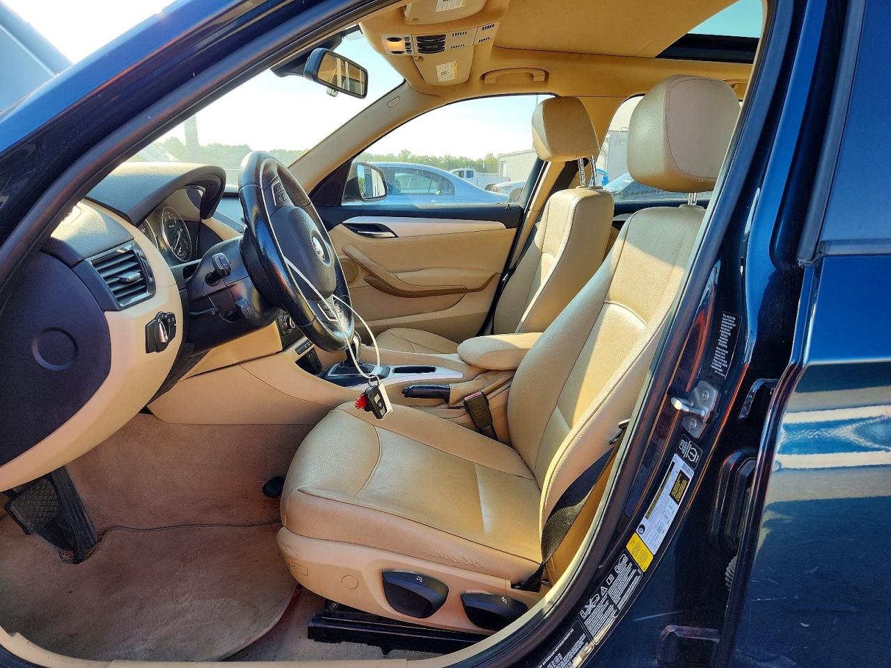 2014 Bmw X1 Xdrive28i Blue vin: WBAVL1C58EVY17170