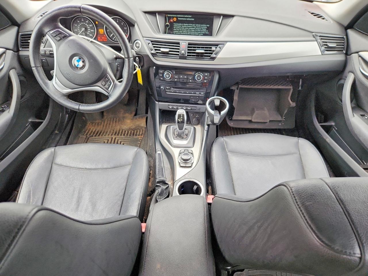 2015 Bmw X1 Xdrive28i Серебряный vin: WBAVL1C58FVY32527