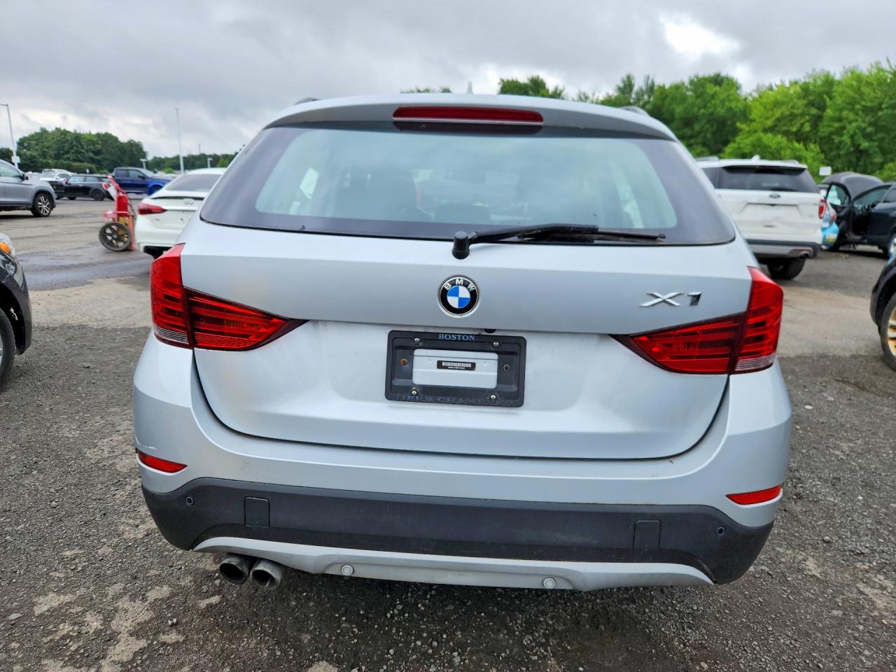 2015 Bmw X1 Xdrive28i Серебряный vin: WBAVL1C58FVY32527