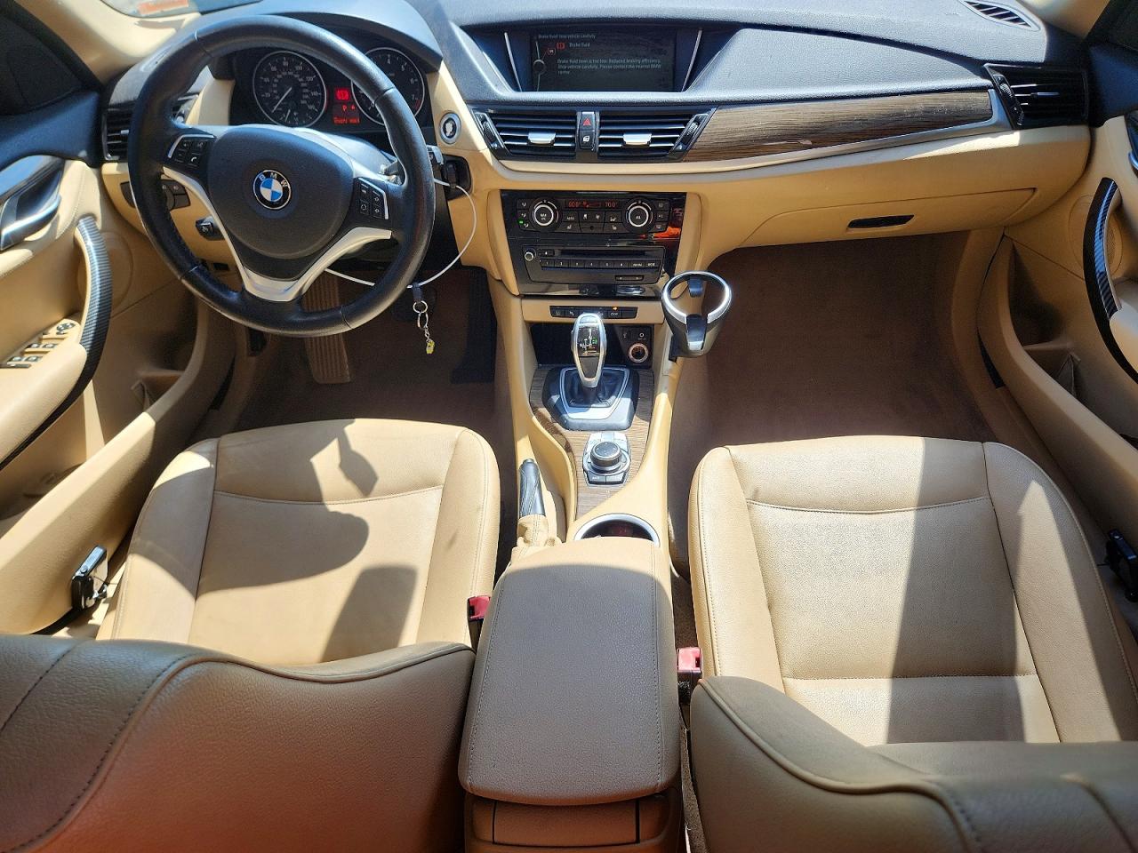 2015 Bmw X1 Xdrive28i Черный vin: WBAVL1C58FVY35119